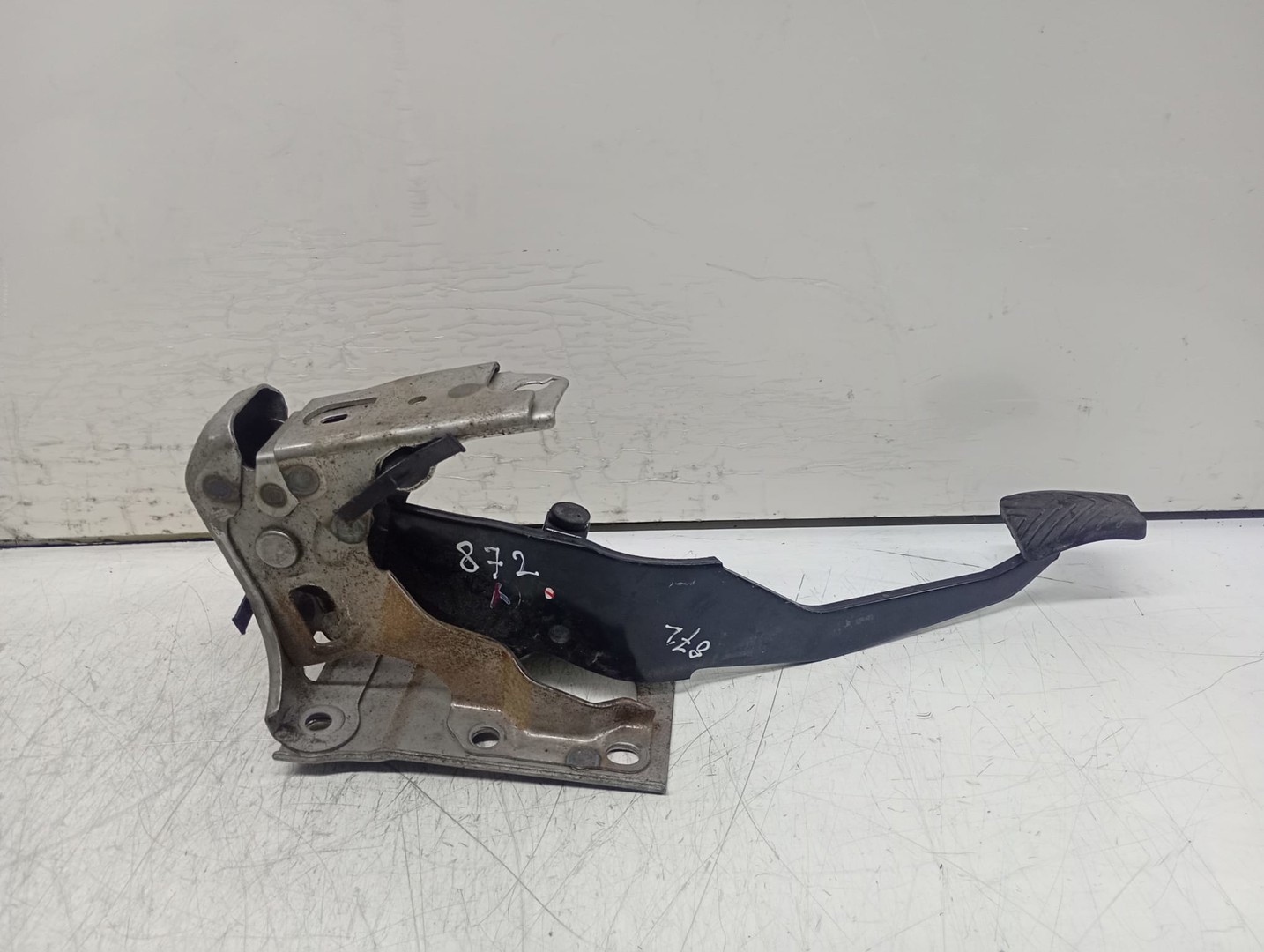 Pedala frana Mitsubishi ASX 1 (2010 - 2012)