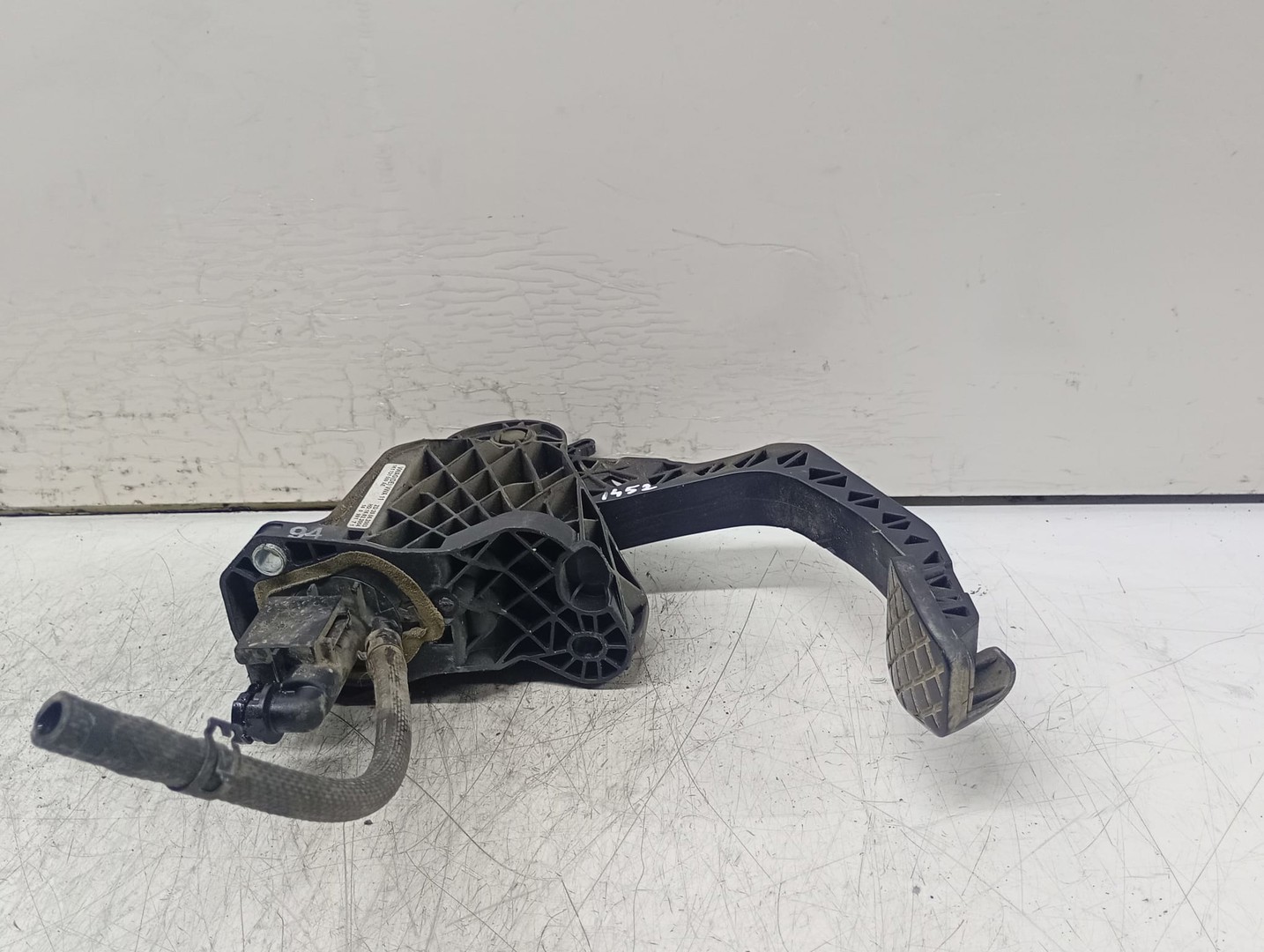 Pedala ambreiaj 1k1721059AE Volkswagen Golf 5 (2003 - 2009)