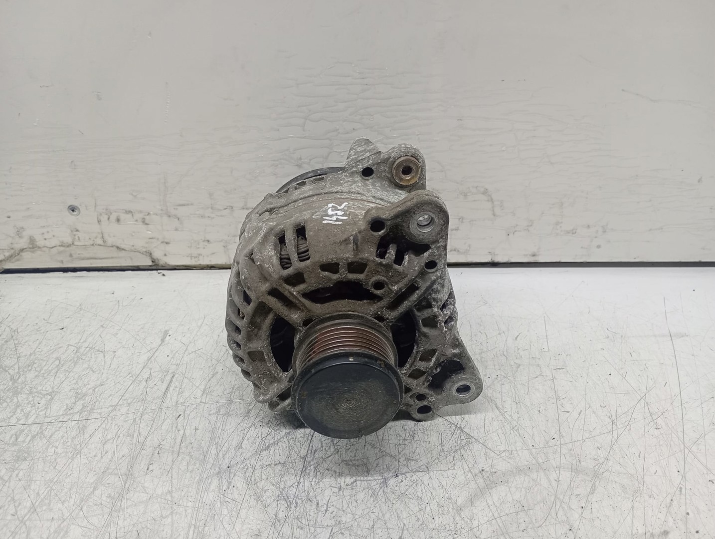 Alternator 06f903023F Volkswagen Golf 5 (2003 - 2009)