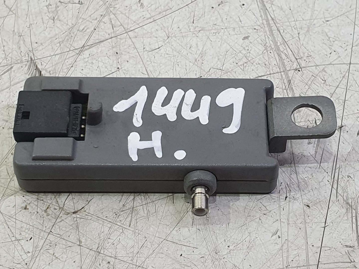 Amplificator antena 4b5035225h Audi A6 4B/C5 (facelift) (2001 - 2004)