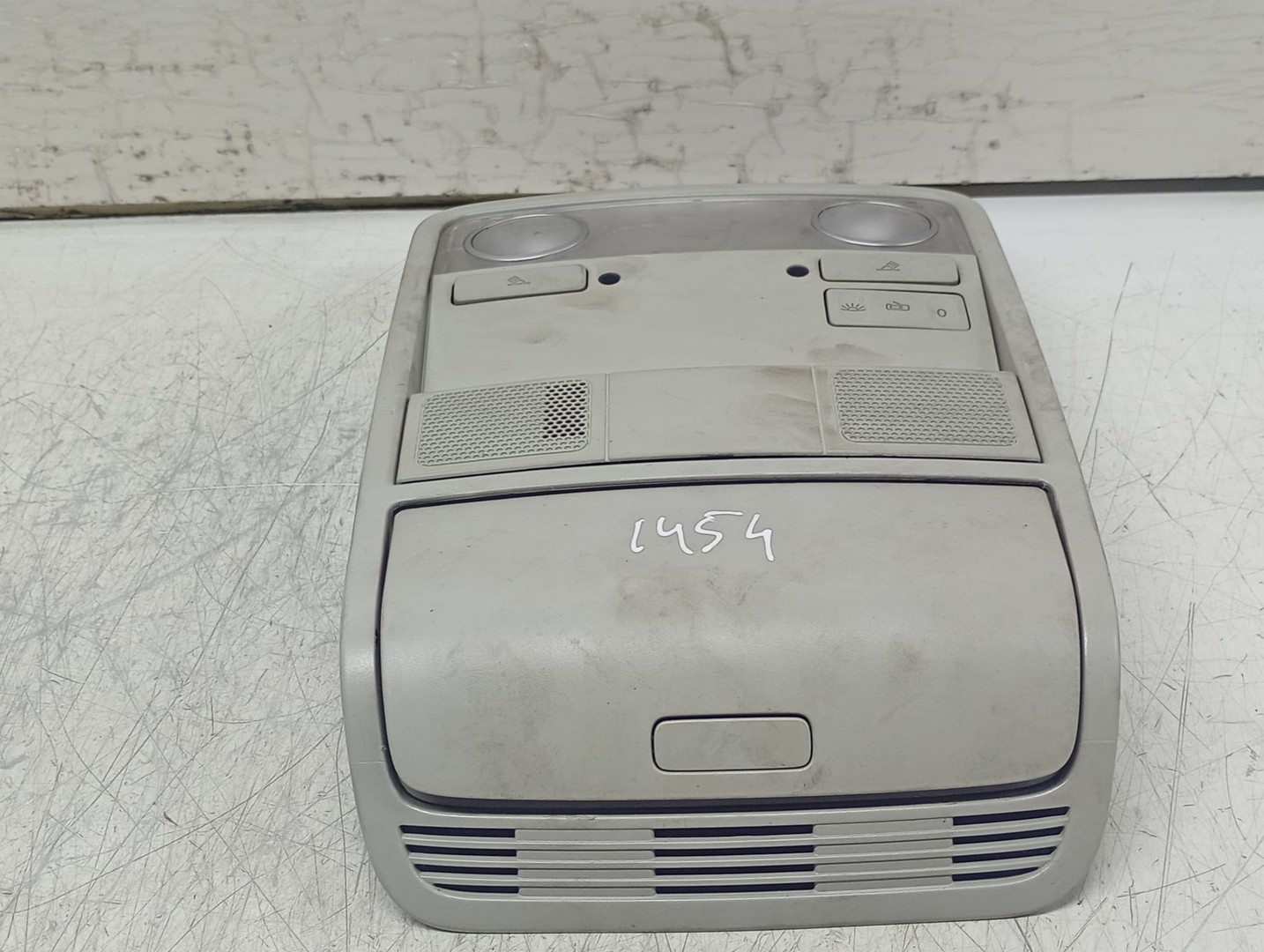 Plafoniera 1k0947133H Volkswagen Passat B6 (2005 - 2010)
