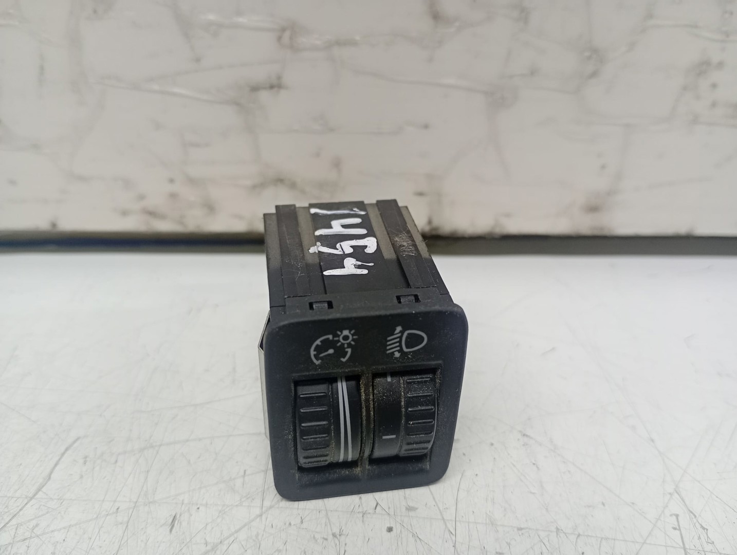 Buton reglaj faruri Volkswagen Passat B6 (2005 - 2010)