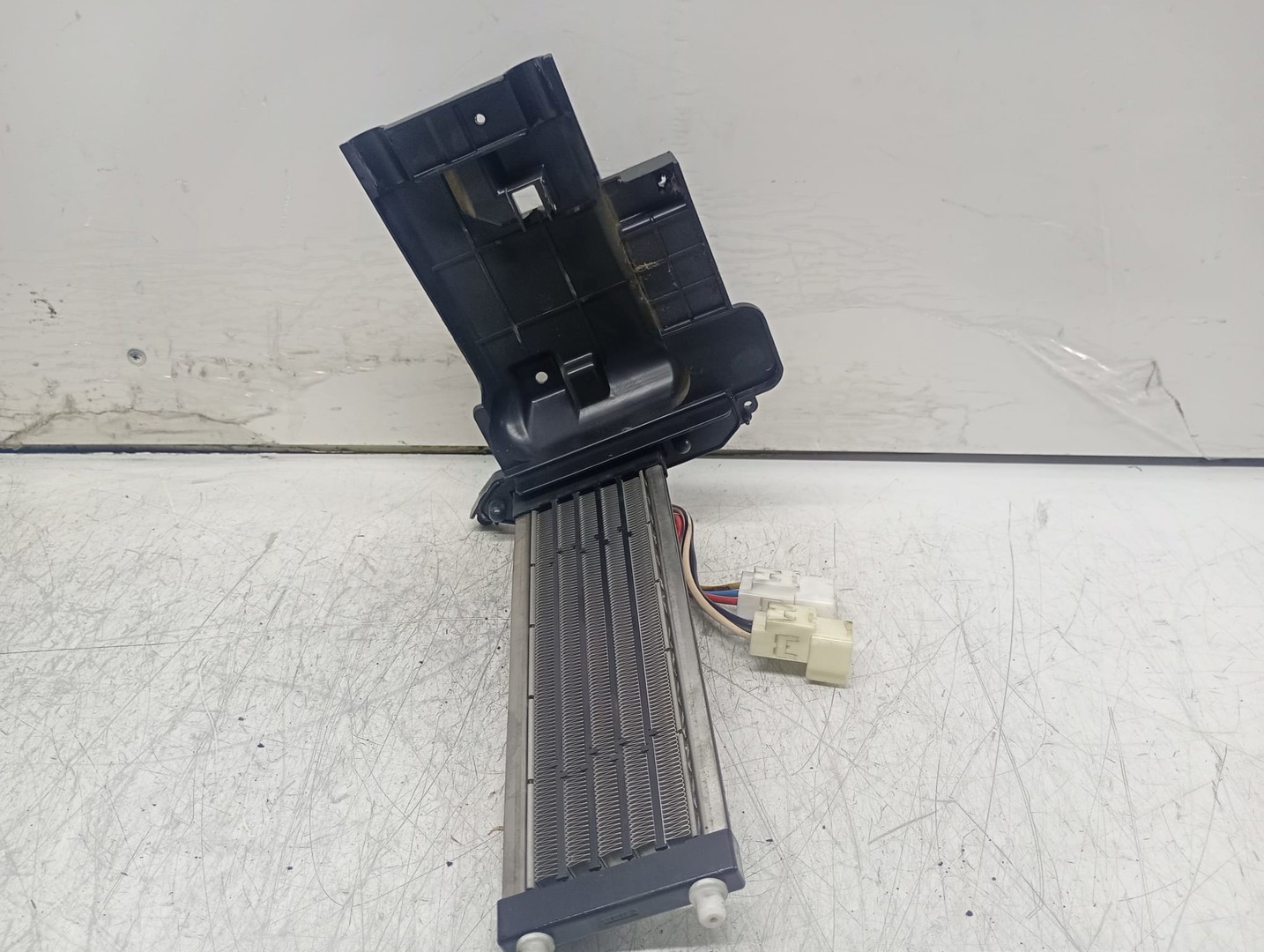 Radiator electric bord CSA541A003 Peugeot 4007 1 (2007 - 2012)