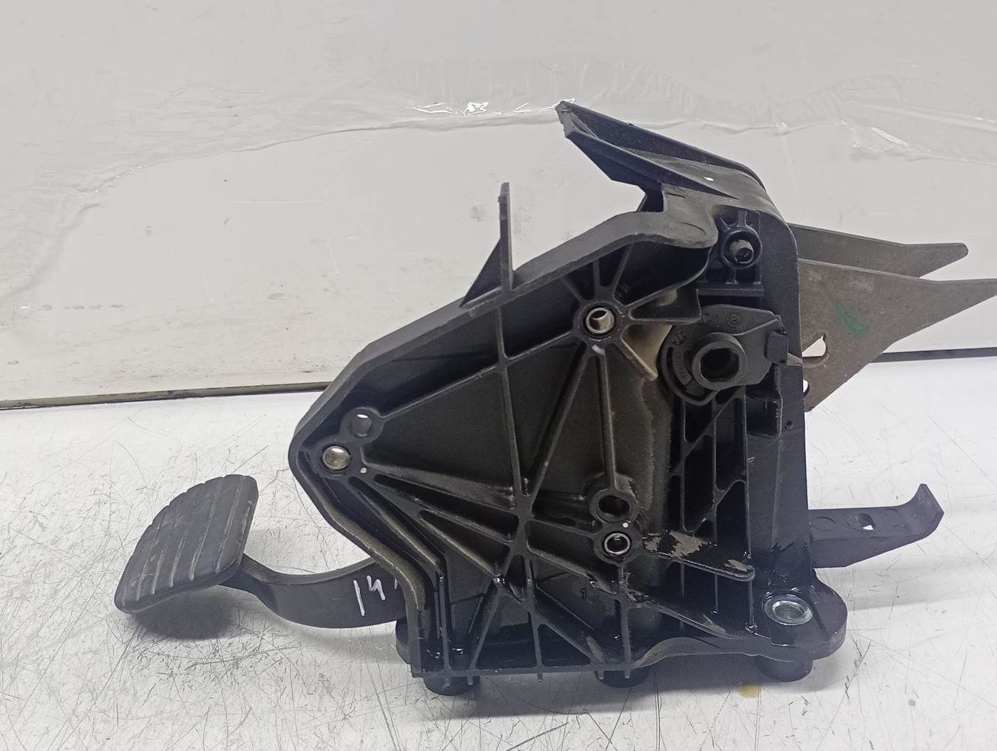 Pedala frana 465010003R Renault Laguna 3 (2007 - 2011)