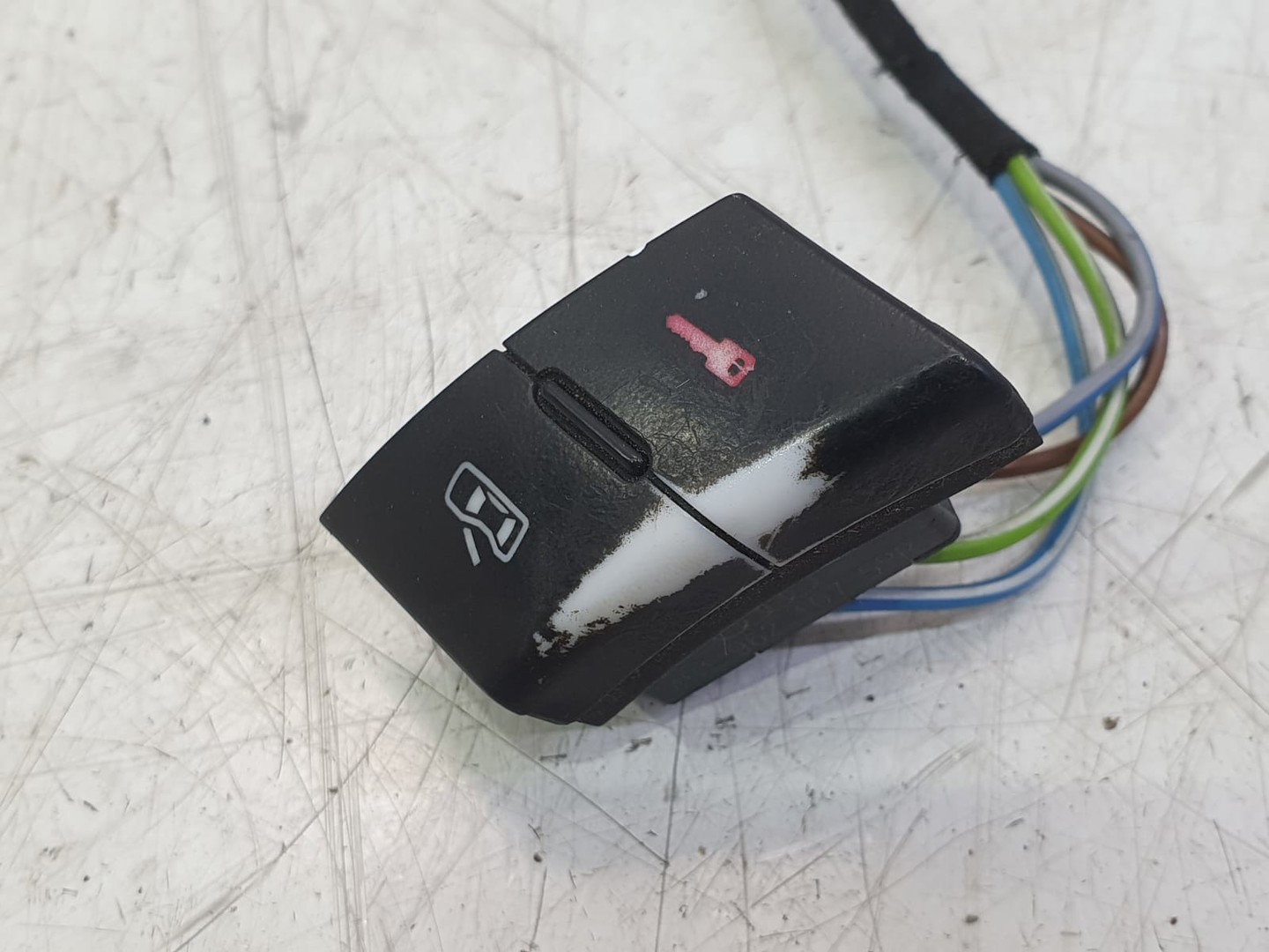 Buton inchidere centralizata 4b19621075pr Audi A6 4B/C5 (facelift) (2001 - 2004)