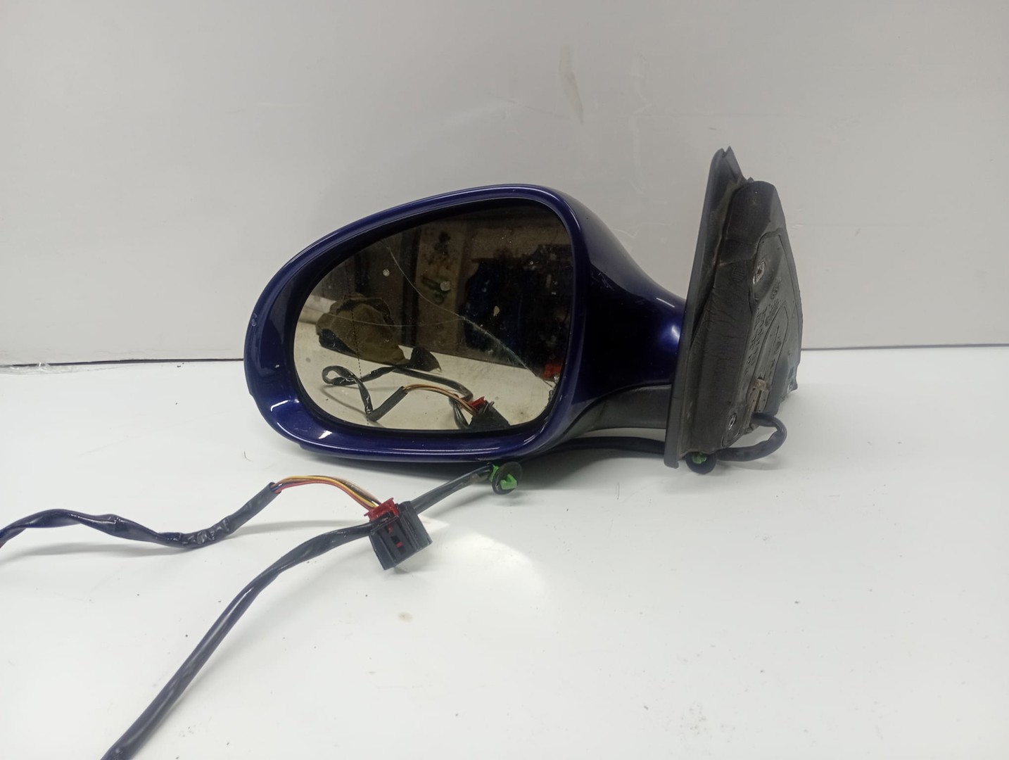 Oglinda stanga 3c0857933 Volkswagen Passat B6 (2005 - 2010)