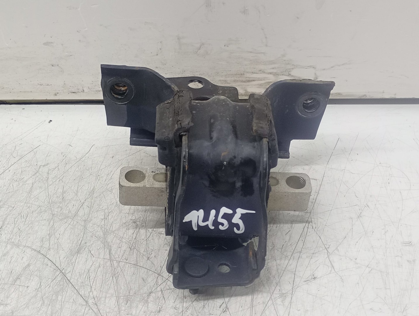 Suport motor 6Q0199555 Volkswagen Passat B6 (2005 - 2010)