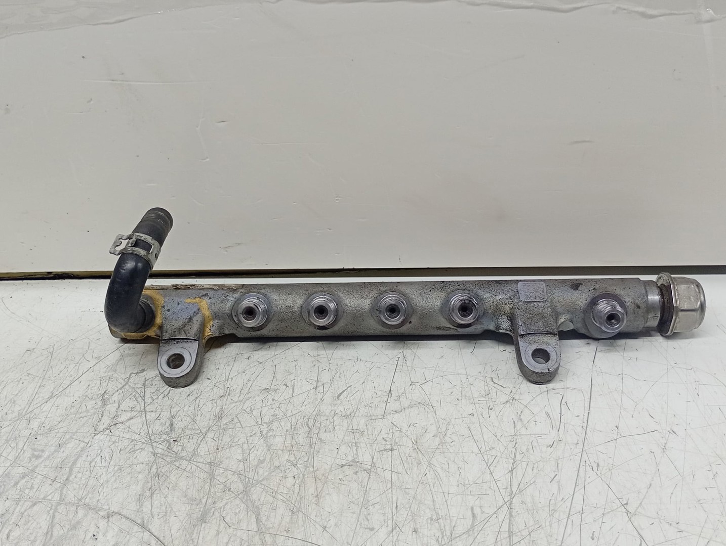 Rampa injectoare 03L130089 Volkswagen Passat B7 (2010 - 2015)