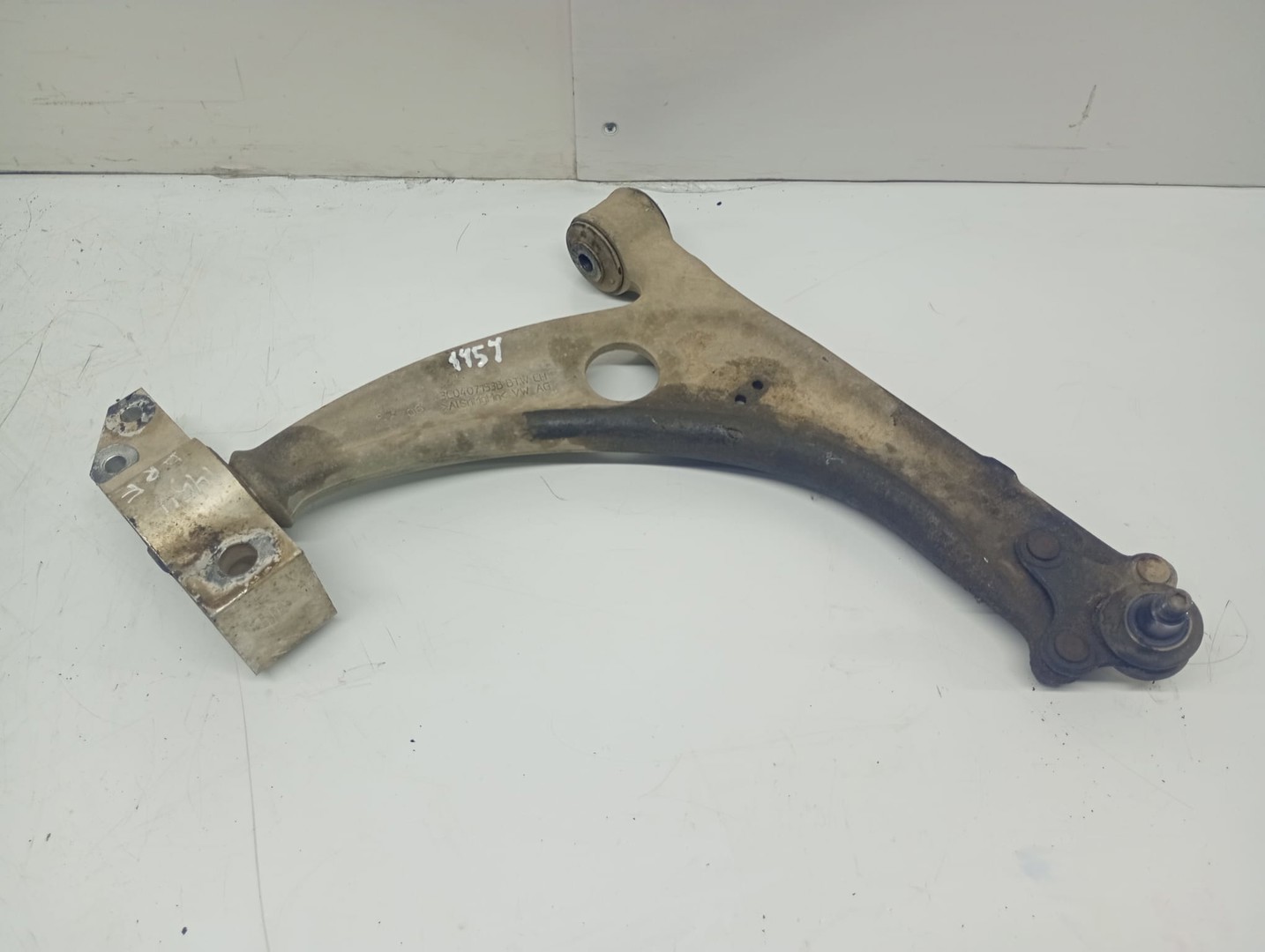 Brat suspensie fata 3c0407153b Volkswagen Passat B6 (2005 - 2010)