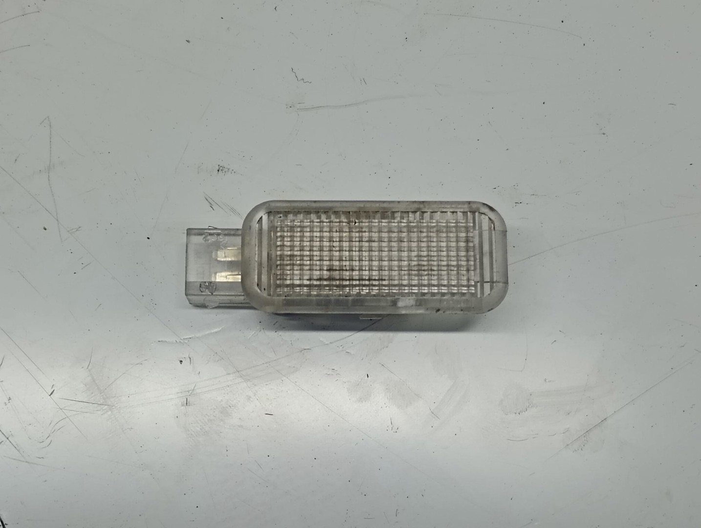 Lampa usa 4b094741B Volkswagen Golf 4 (1997 - 2006)