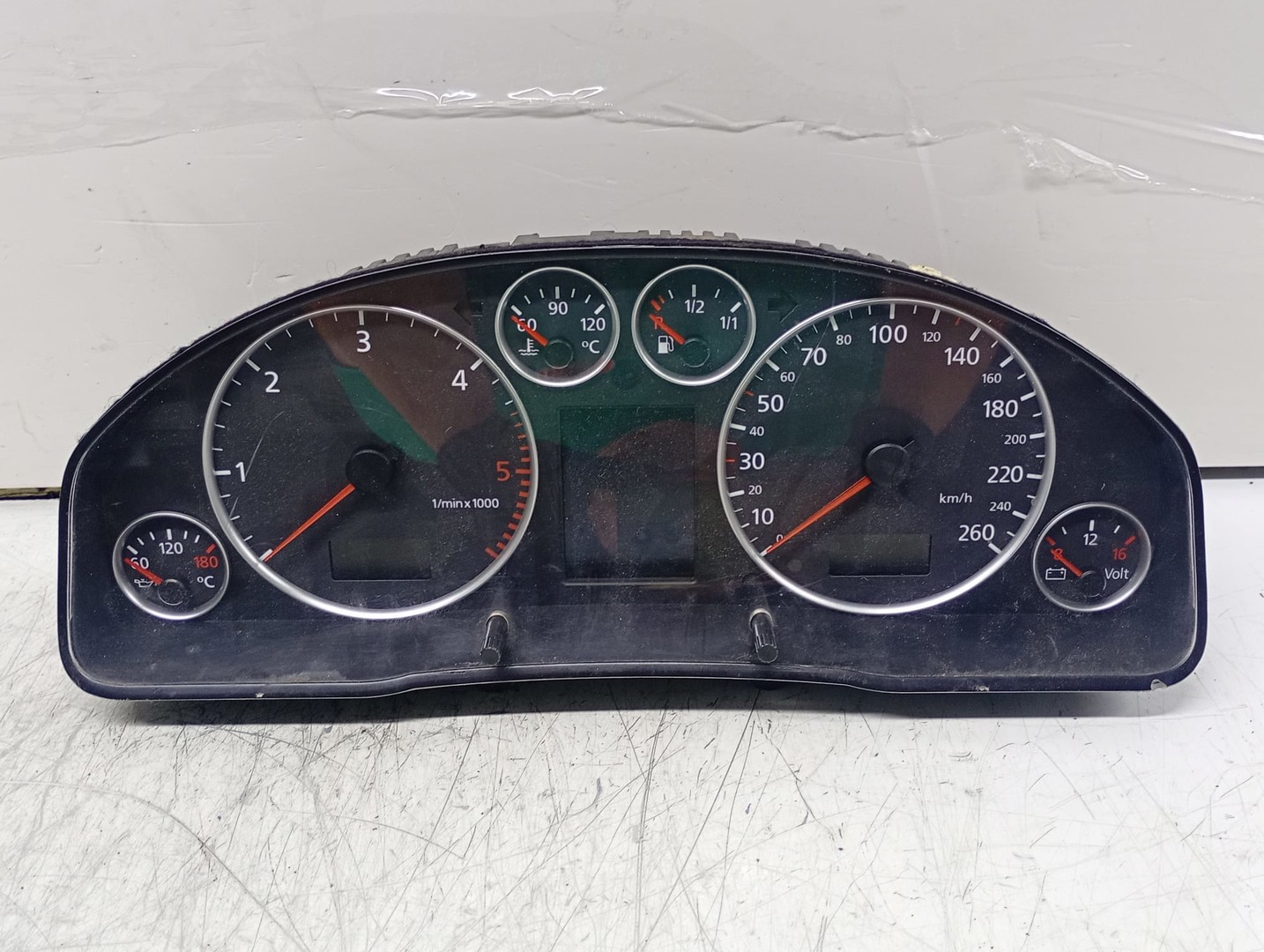 Ceasuri de bord 88311285 Audi A6 4B/C5 (facelift) (2001 - 2004)