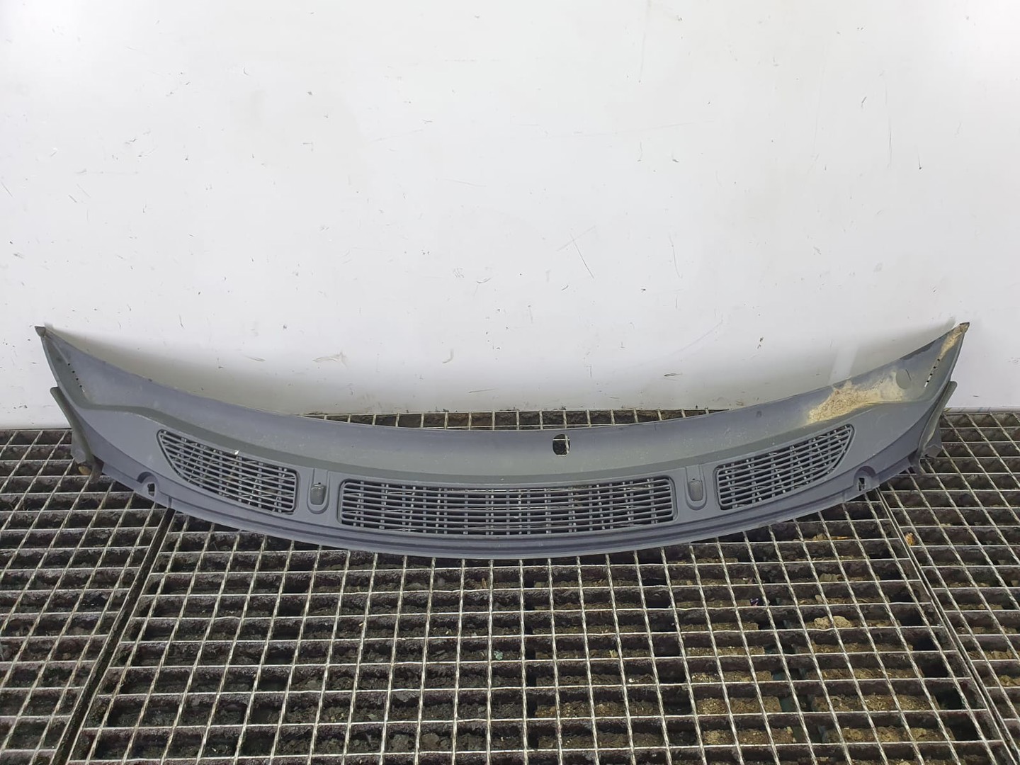 Grila stergatoare parbriz 5J1819415d Skoda Fabia 5J (2007 - 2010)