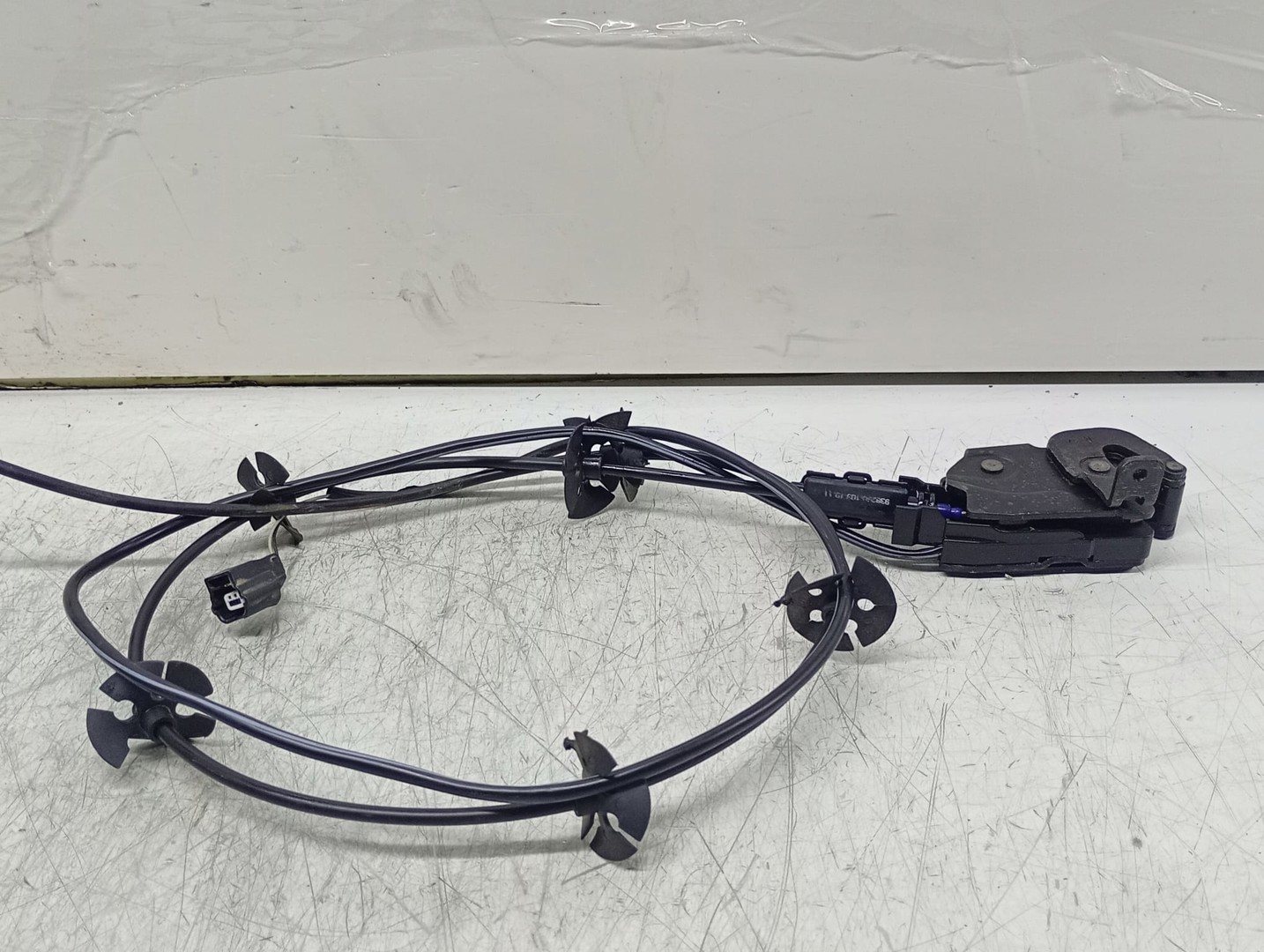 Broasca dreapta fata AV1A-R218D04-AD Ford B-MAX 1 (2012 - 2018)