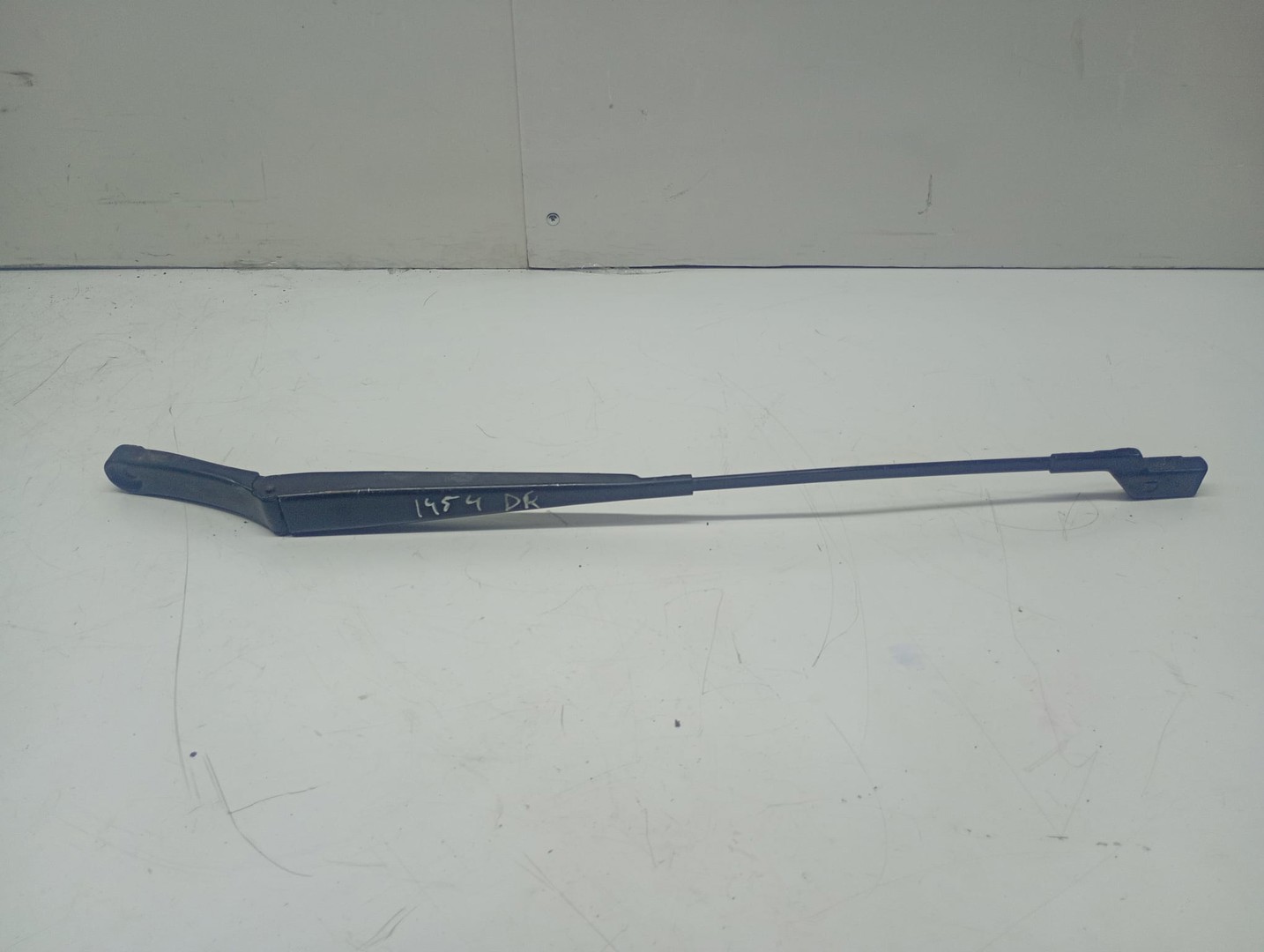 Brat stergator parbriz dreapta 3c1955410b Volkswagen Passat B6 (2005 - 2010)