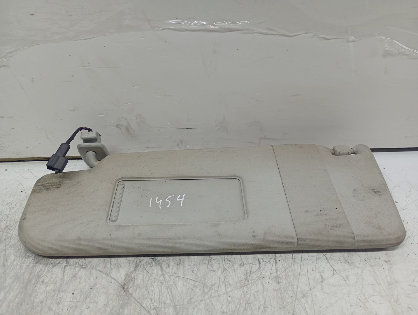 Parasolar stanga 1k0857551 Volkswagen Passat B6 (2005 - 2010)