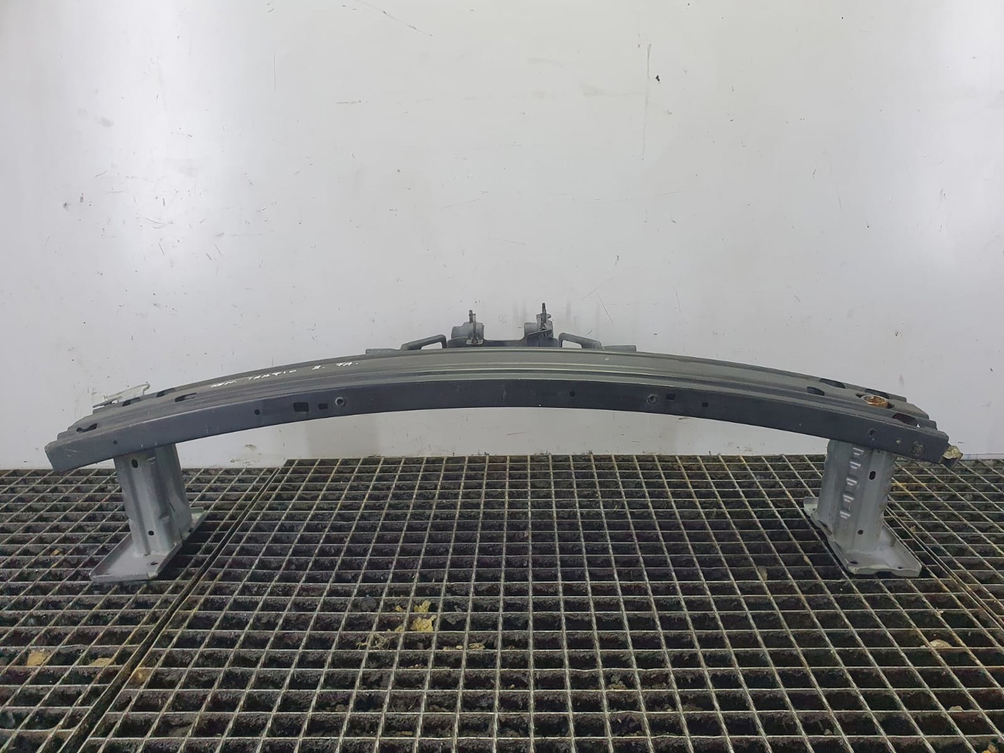 Armatura bara fata Renault Trafic 3 (2014 - 2020)