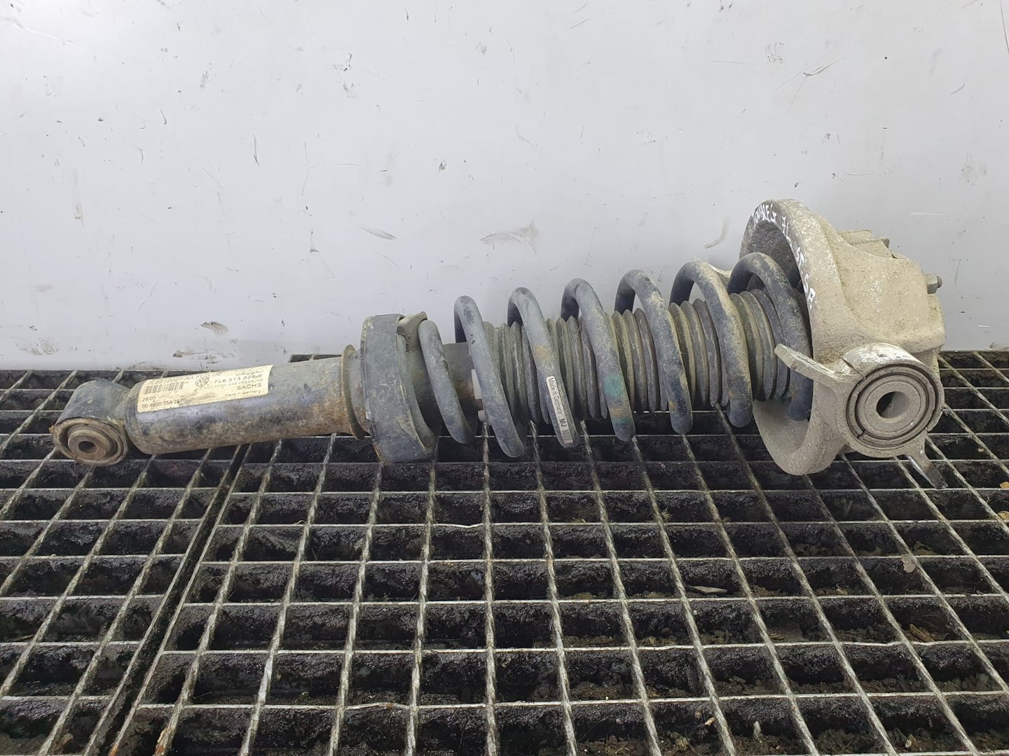 Amortizor spate 7L6512021aa Volkswagen Touareg 1 (7L) (2002 - 2007)