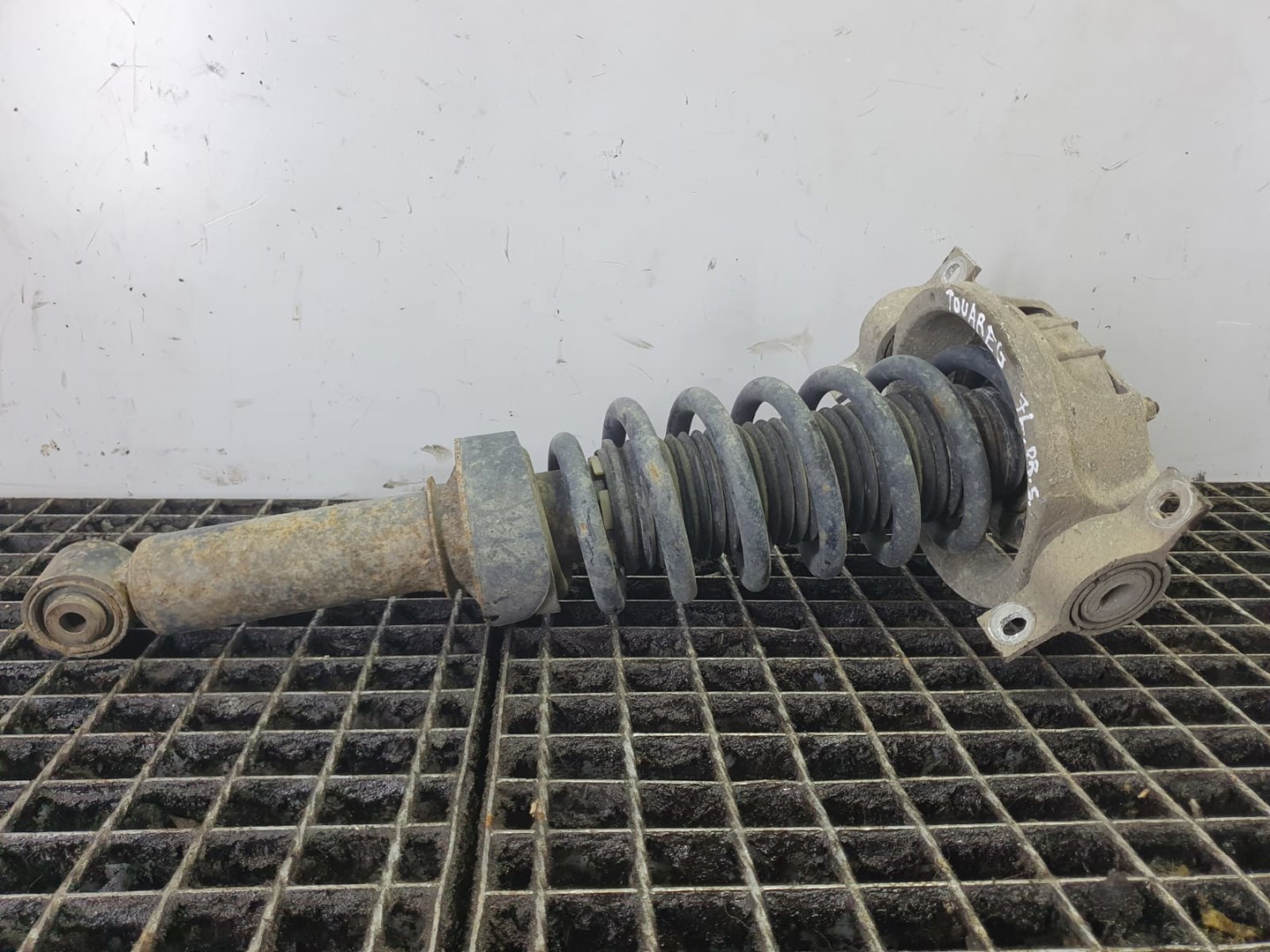 Amortizor spate 7L6512021aa Volkswagen Touareg 1 (7L) (2002 - 2007)