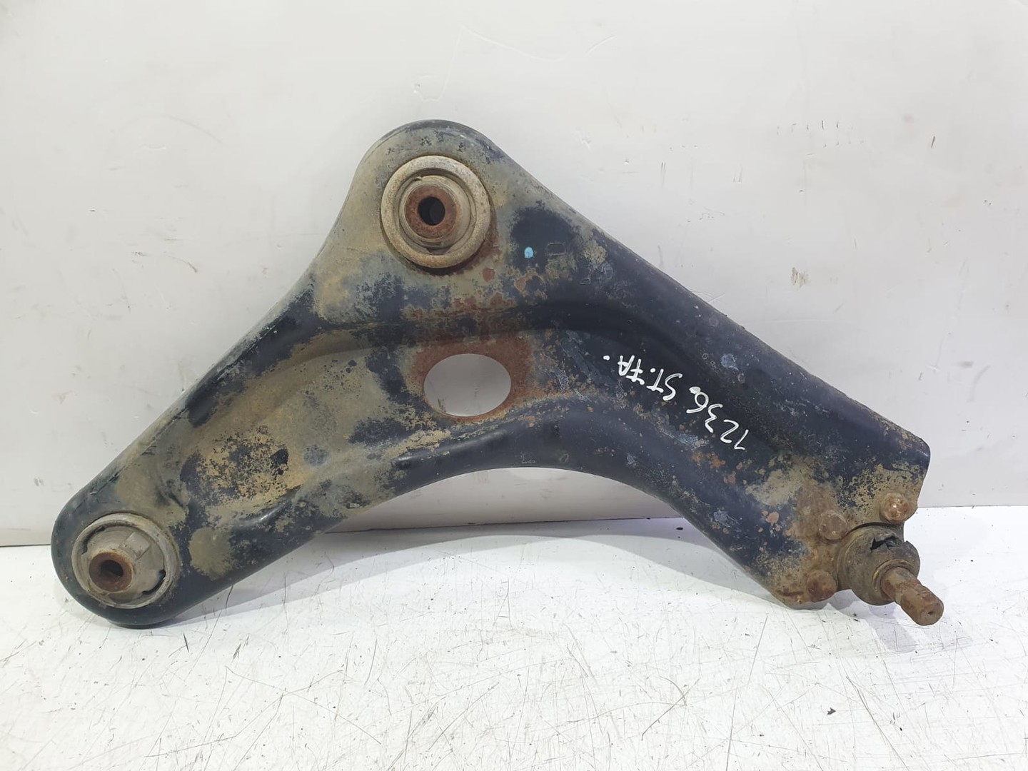 Brat suspensie stanga fata Citroen C3 Picasso 1 (2008 - 2013)