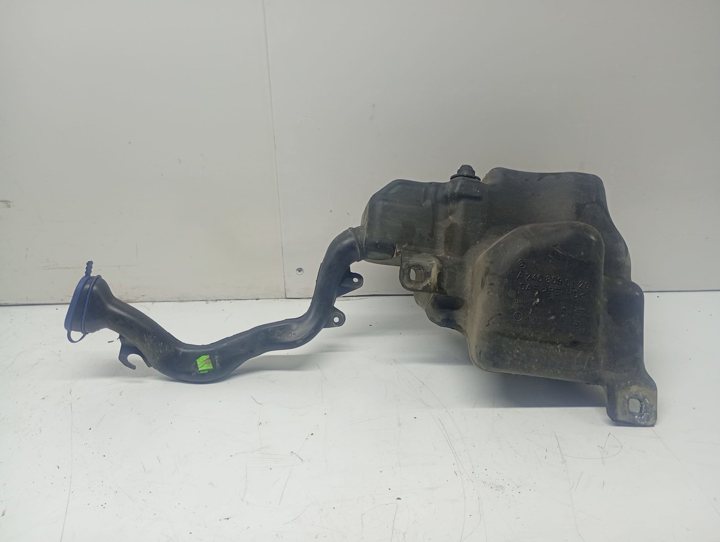 Vas lichid parbriz a2468690 Mercedes Benz B-Class W246 (2011 - 2015)
