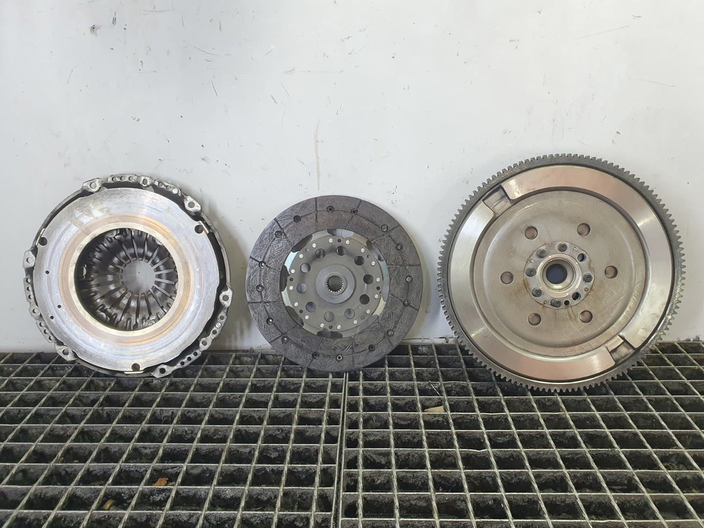 Aceasta este imaginea corespunzatoare acestui obiect