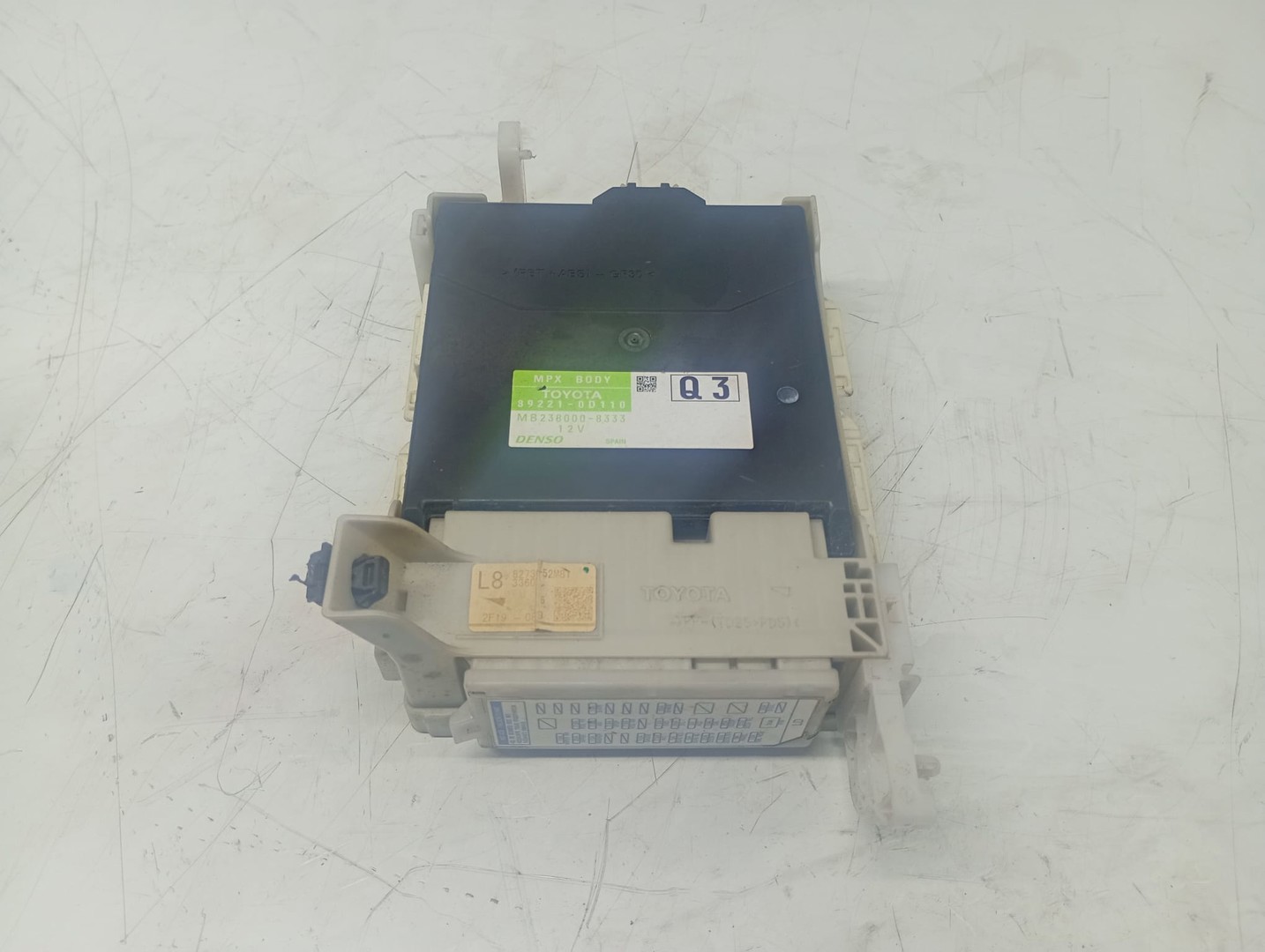 Modul confort mb2380008333 Toyota Yaris XP130 (2011 - 2014)