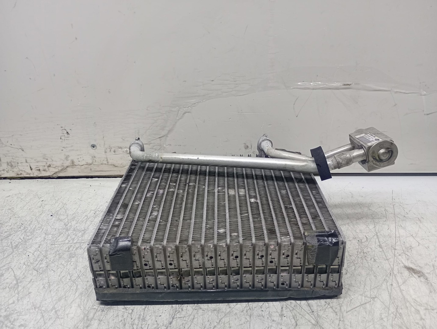 Radiator clima ac 7L0820102D Volkswagen Touareg 1 (7L) (2002 - 2007)