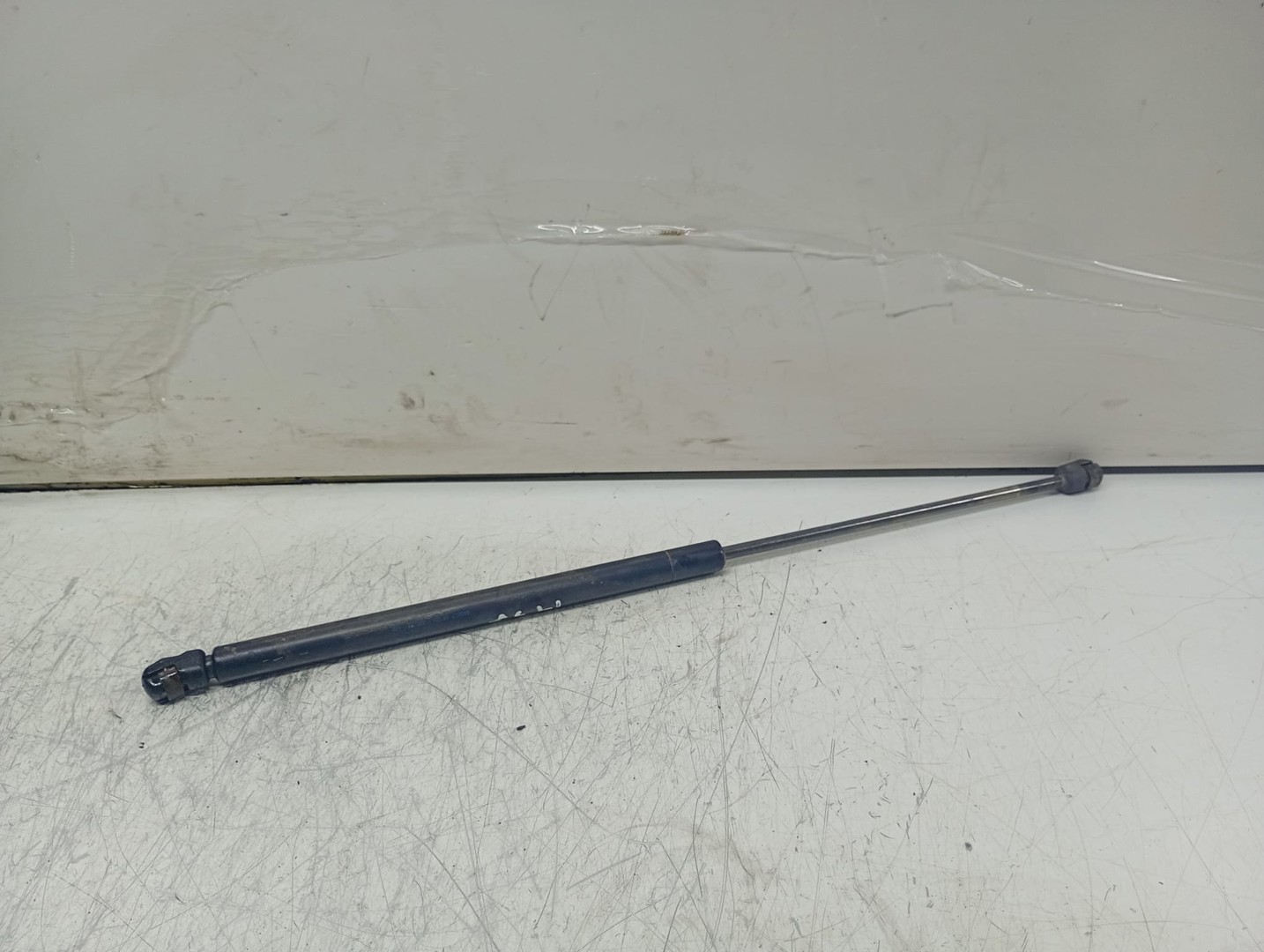 Amortizor haion 1S71-N406A10-AB Ford Mondeo MK3 (2000 - 2003)