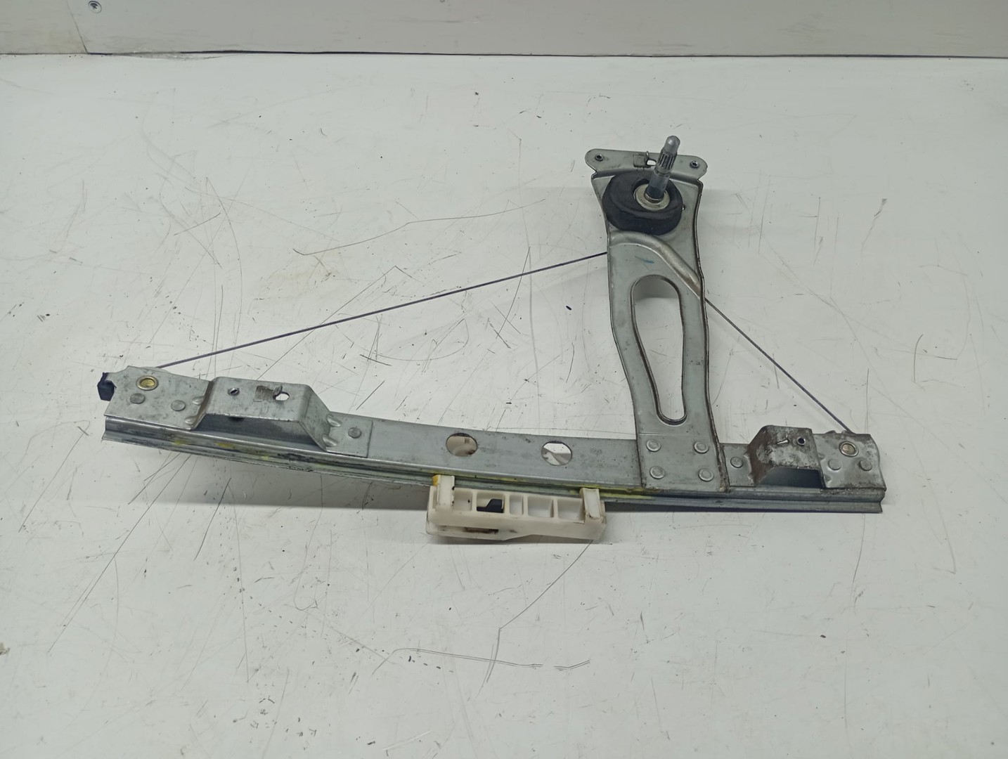 Macara geam stanga spate 963981748 Citroen C3 1 (2002 - 2010)