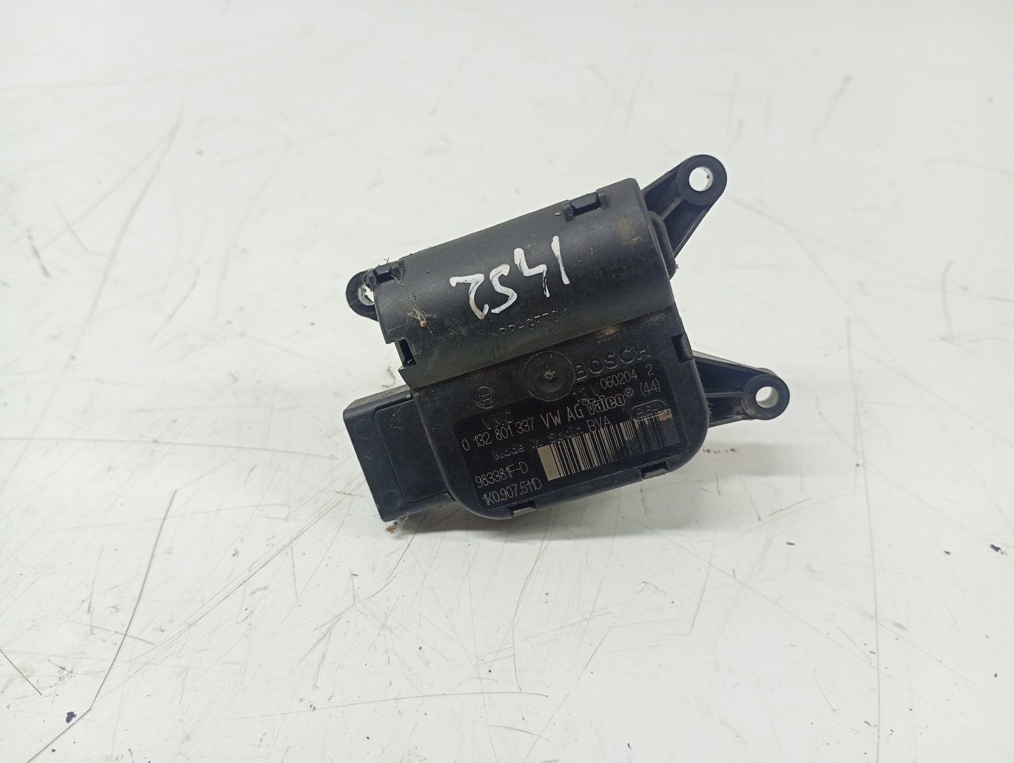 Motoras clapeta mixaj aer 0132801337 Volkswagen Golf 5 (2003 - 2009)