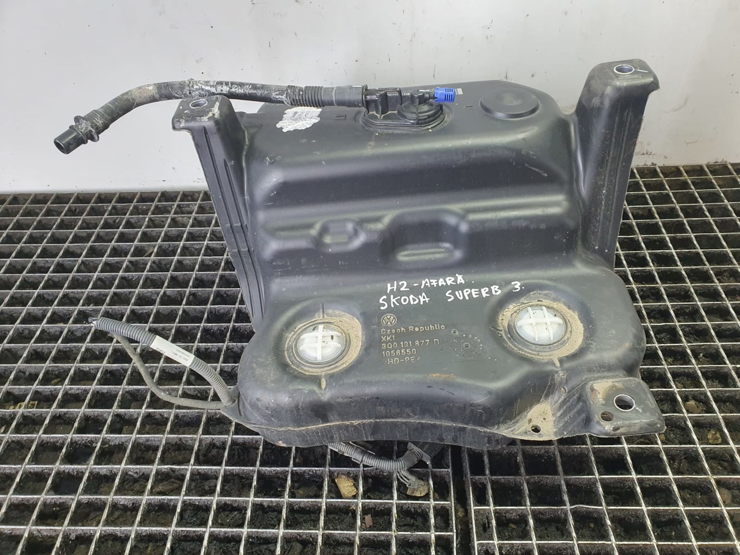 Rezervor AdBlue 3q0131877d Skoda Superb 3 (2015 - 2020)