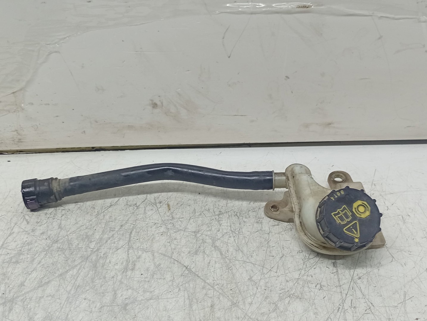 Vas lichid frana 8V51-2K478 Ford B-MAX 1 (2012 - 2018)
