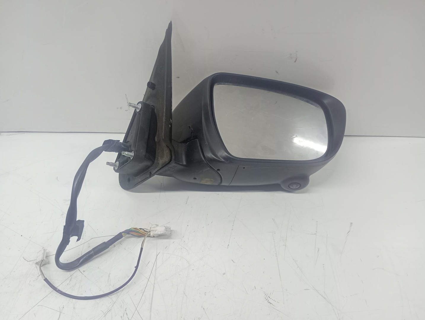 Oglinda dreapta e8047186 Nissan Juke YF15 (2010 - 2014)