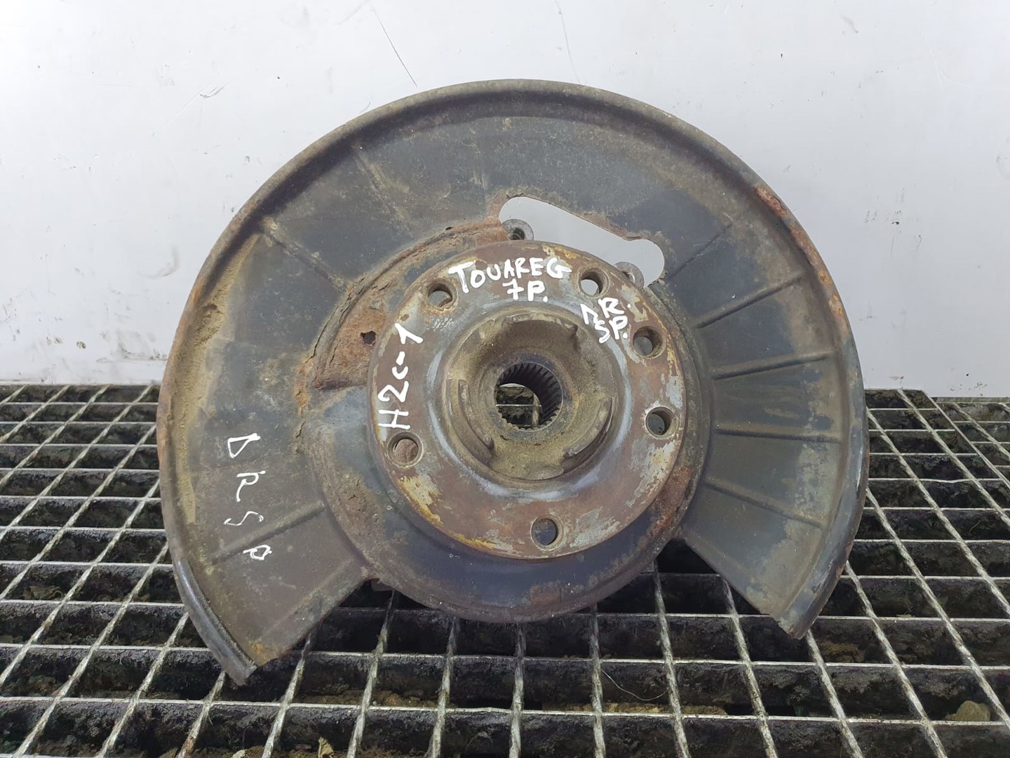 Fuzeta dreapta spate 7p0609404h Volkswagen Touareg 2 (7P) (2010 - 2014)