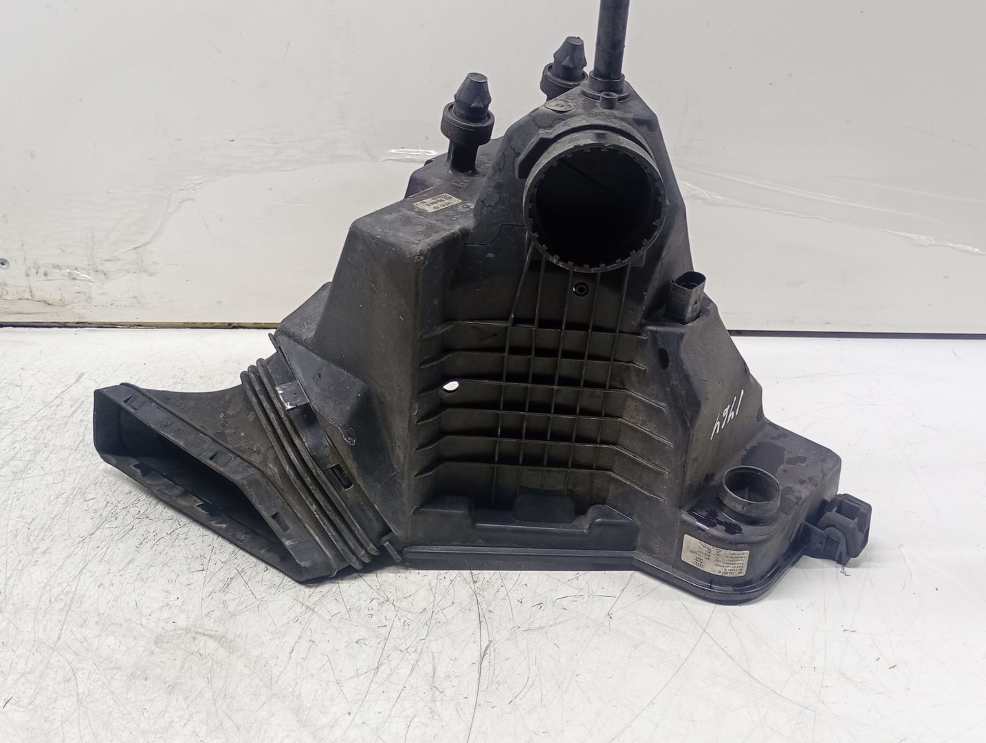 Carcasa filtru aer 8k0133843D Audi A4 B8/8K (2007 - 2011)