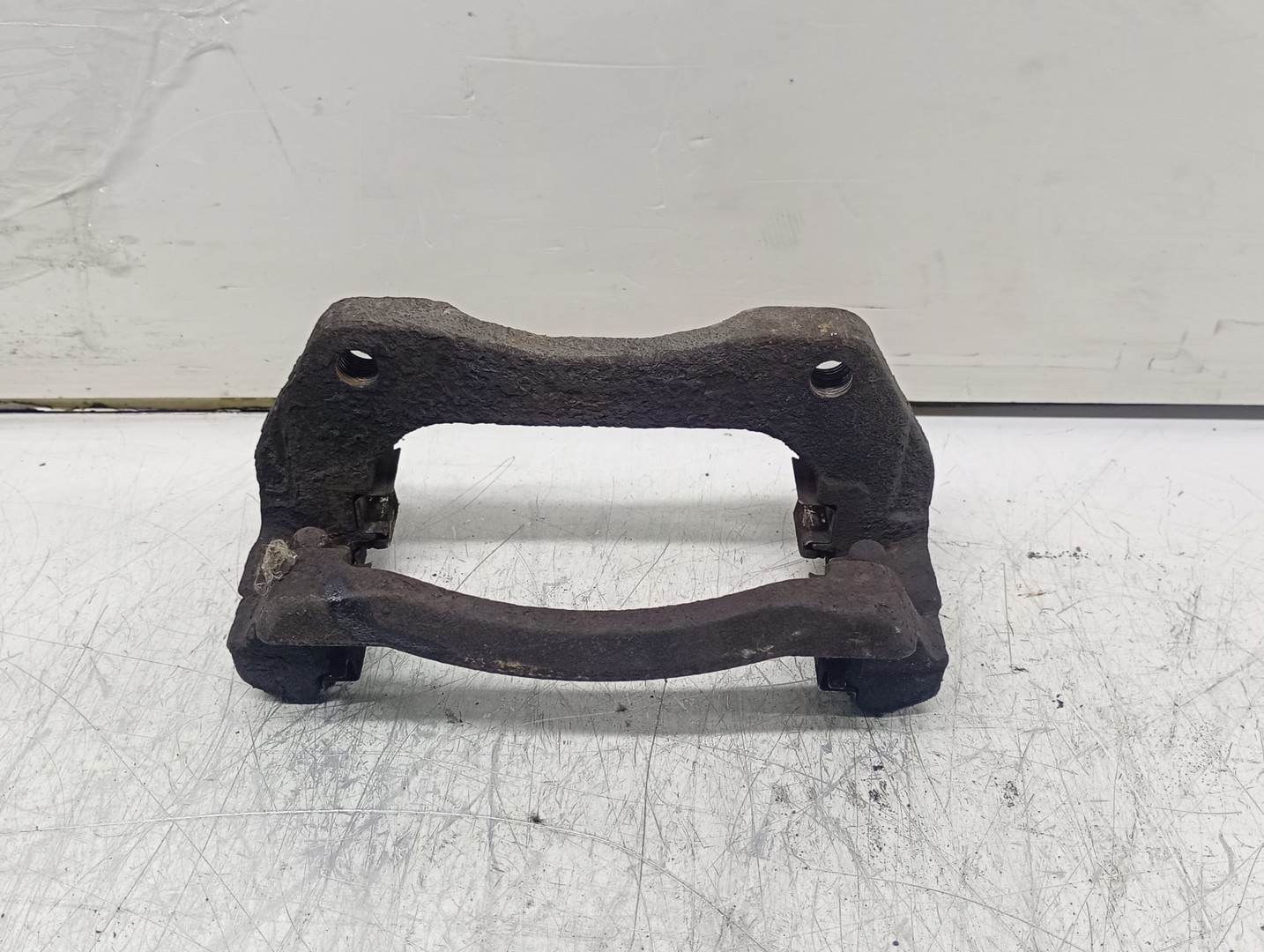Suport etrier dreapta fata Ford B-MAX 1 (2012 - 2018)