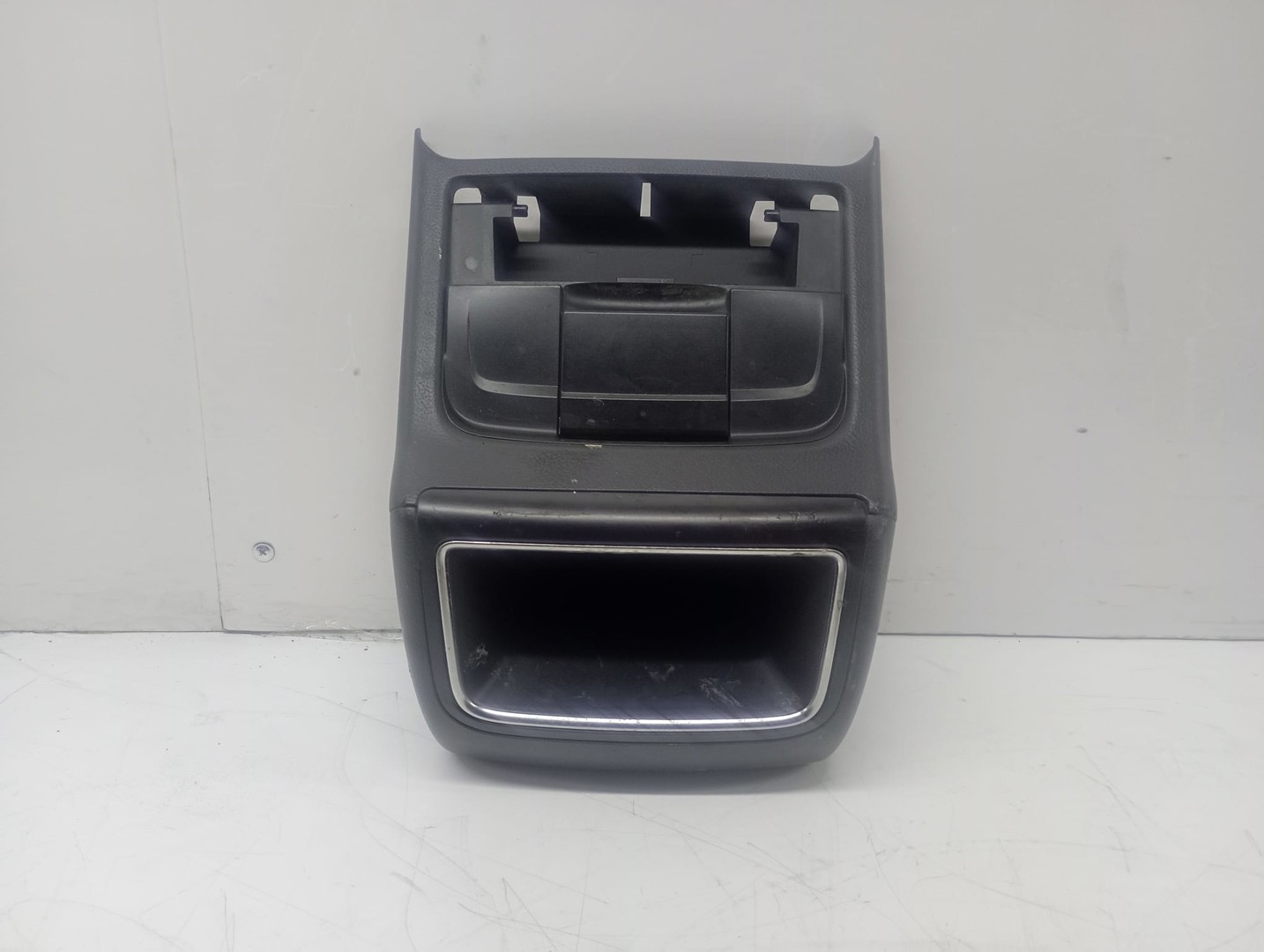 Ornament consola centrala 8k0863300b Audi A4 B8/8K (2007 - 2011)
