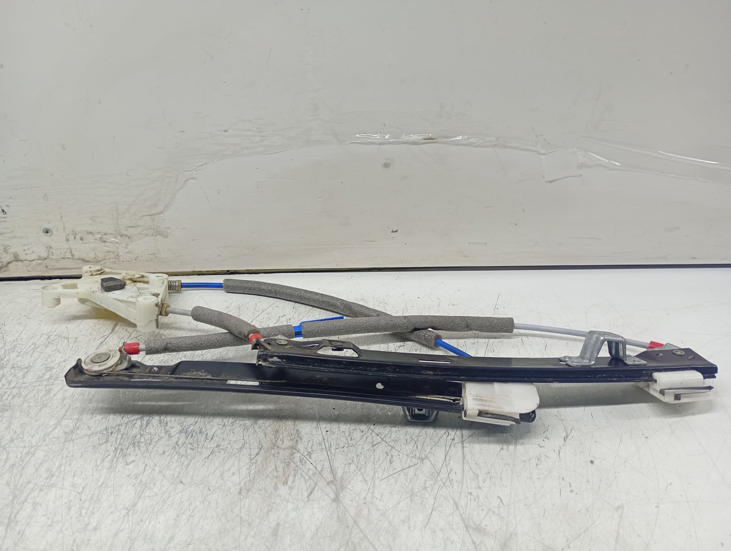 Macara geam dreapta spate AV11-R2700001 Ford B-MAX 1 (2012 - 2018)