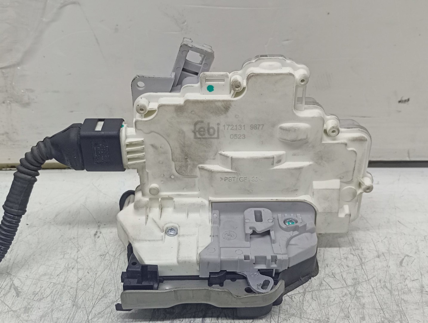 Broasca stanga spate Audi A4 B8/8K (2007 - 2011)