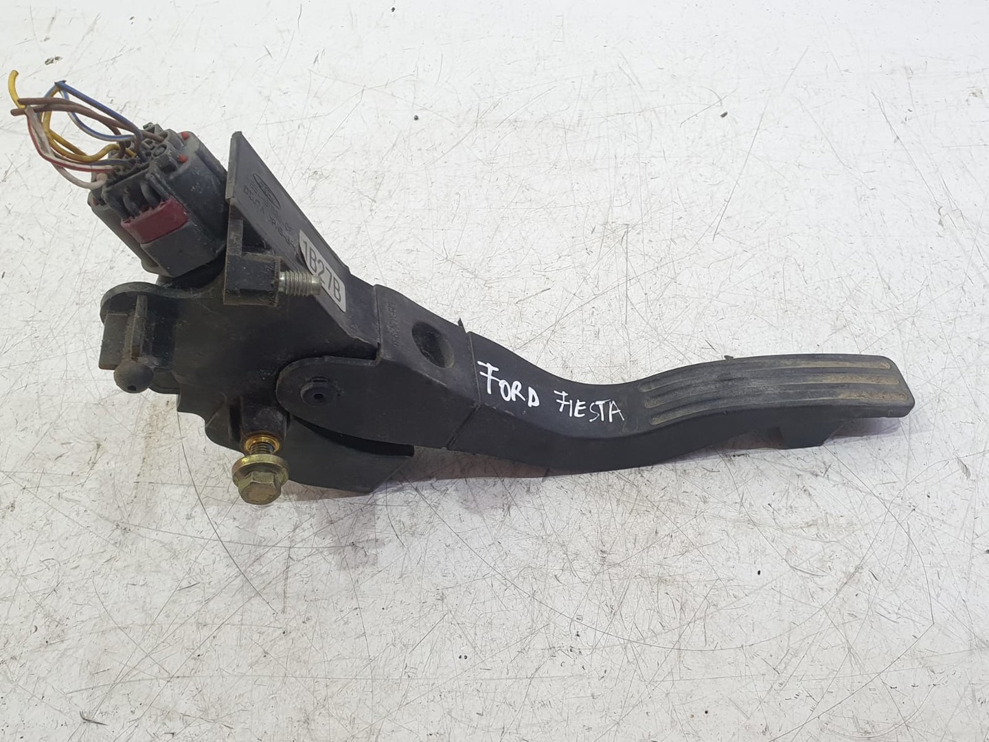 Pedala acceleratie xr8f-9f832-bd Ford Fiesta 5 (2001 - 2007)