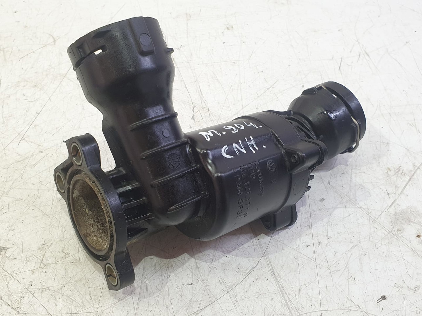 Carcasa termostat 04L121111h Audi A6 4G/C7 (2010 - 2014)