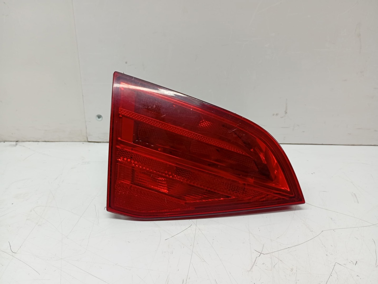 Stop stanga haion Audi A4 B8/8K (2007 - 2011)