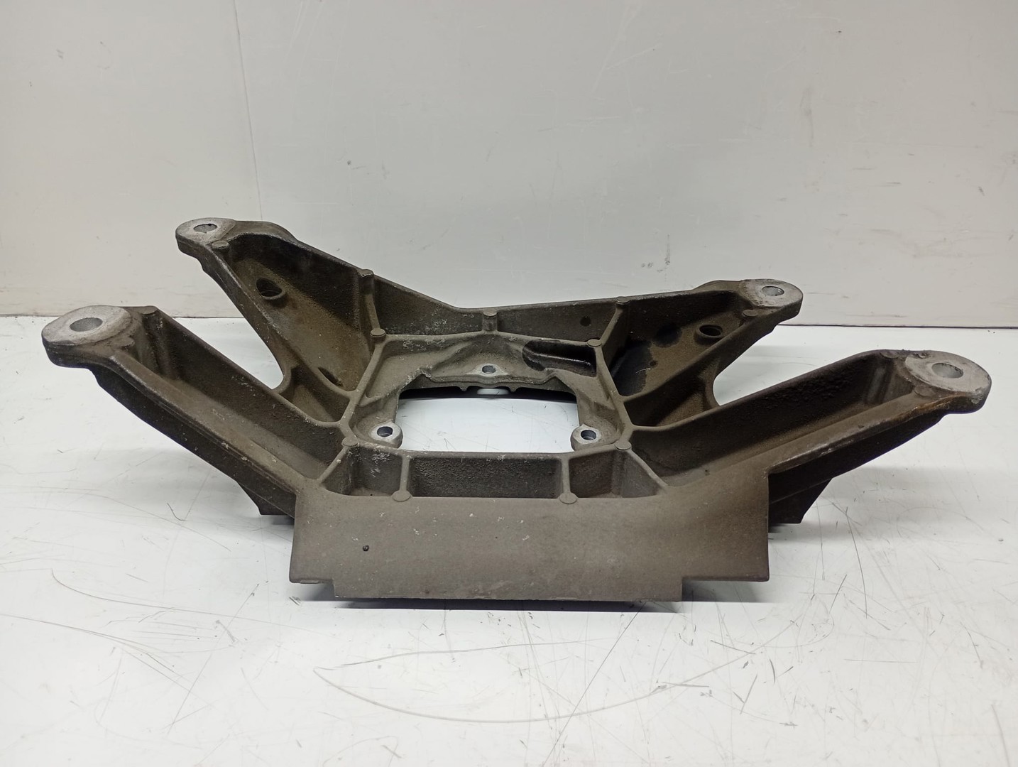 Suport cutie viteze 8k0399263k Audi A4 B8/8K (2007 - 2011)