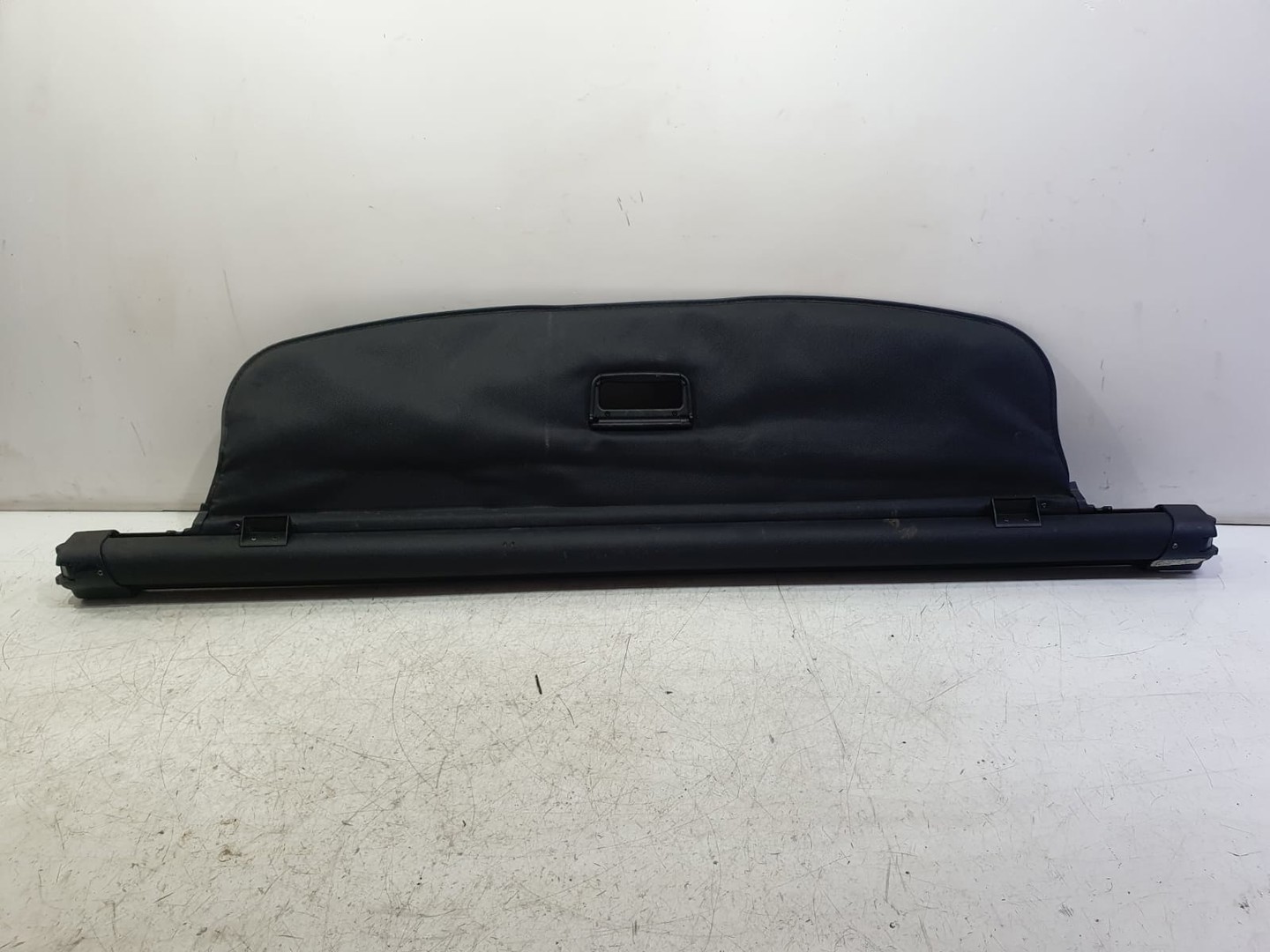 Rulou portbagaj 8k986355394h Audi A4 B8/8K (2007 - 2011)