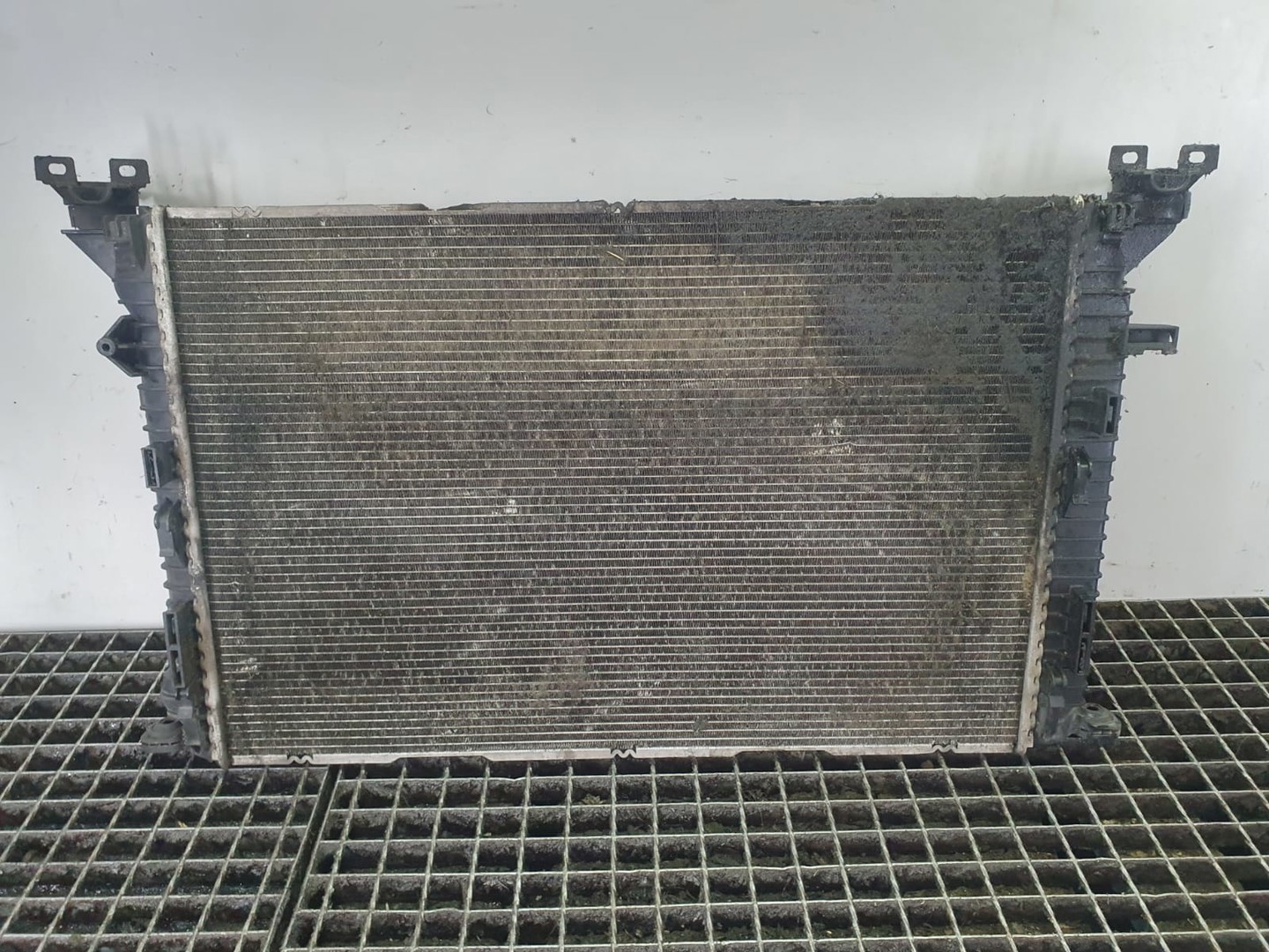 Radiator apa 8k0121251q Audi A4 B8/8K (2007 - 2011)
