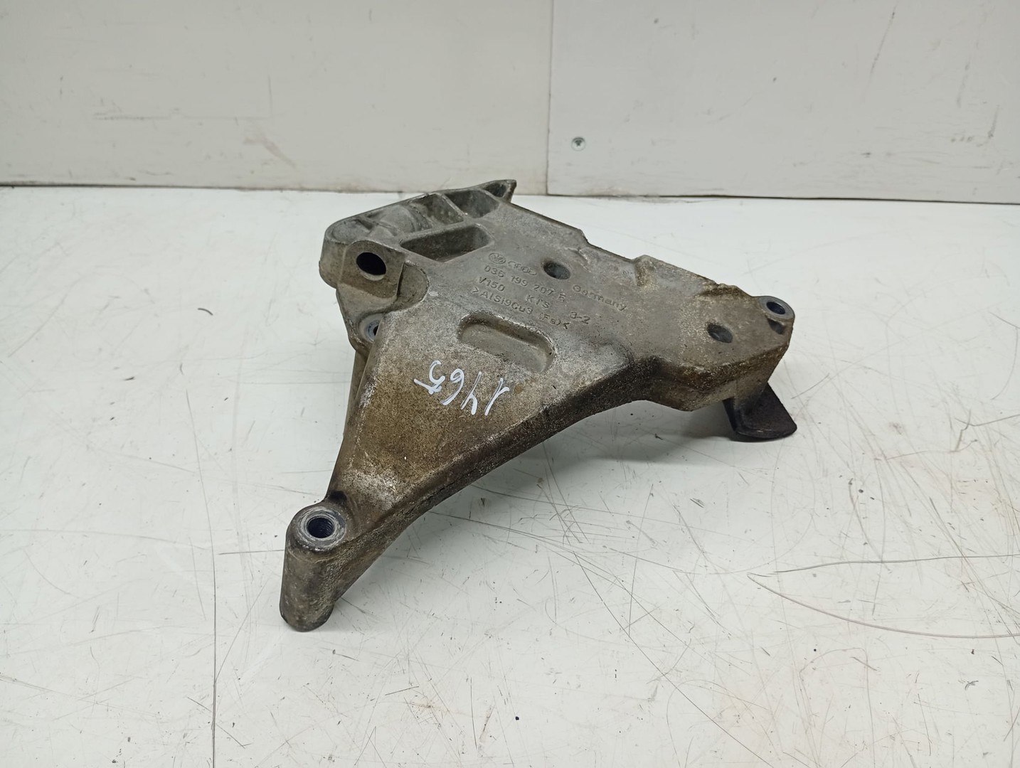Suport motor 03g199207e Volkswagen Passat B6 (2005 - 2010)