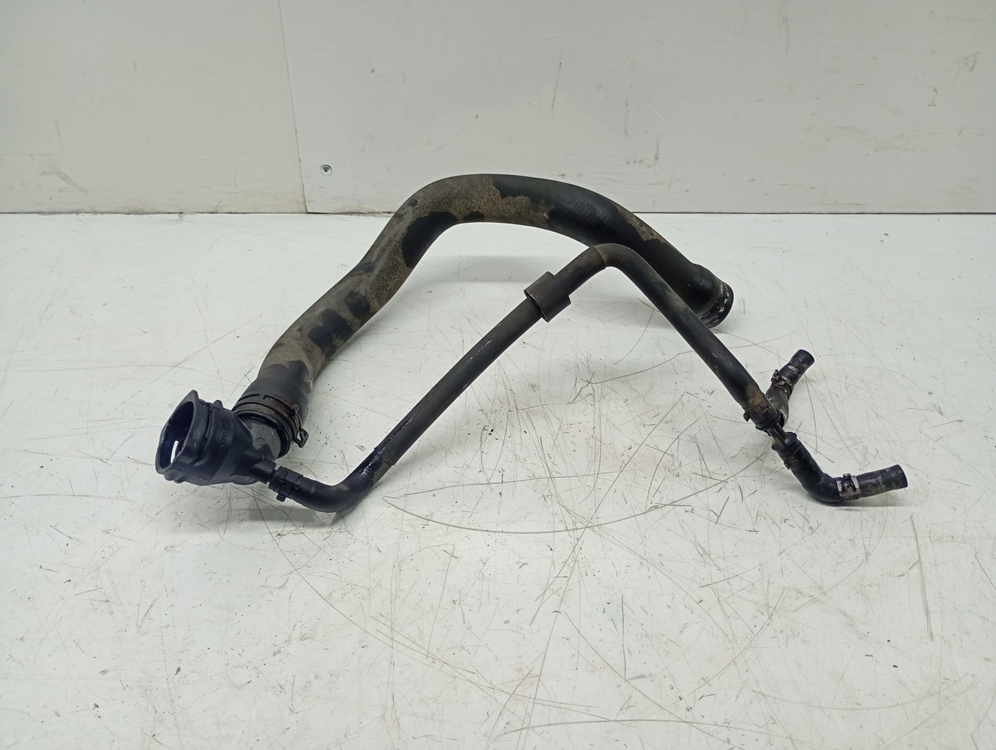 Furtun apa Volkswagen Passat B6 (2005 - 2010)