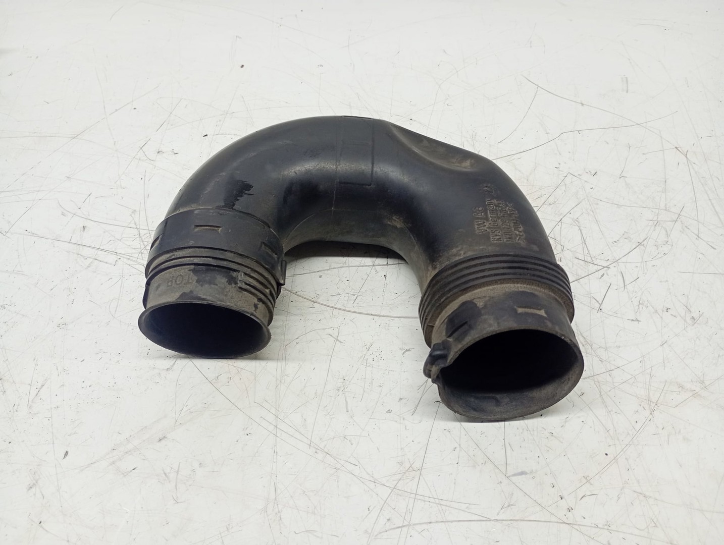 Tub admisie 1k0129618at Volkswagen Passat B6 (2005 - 2010)