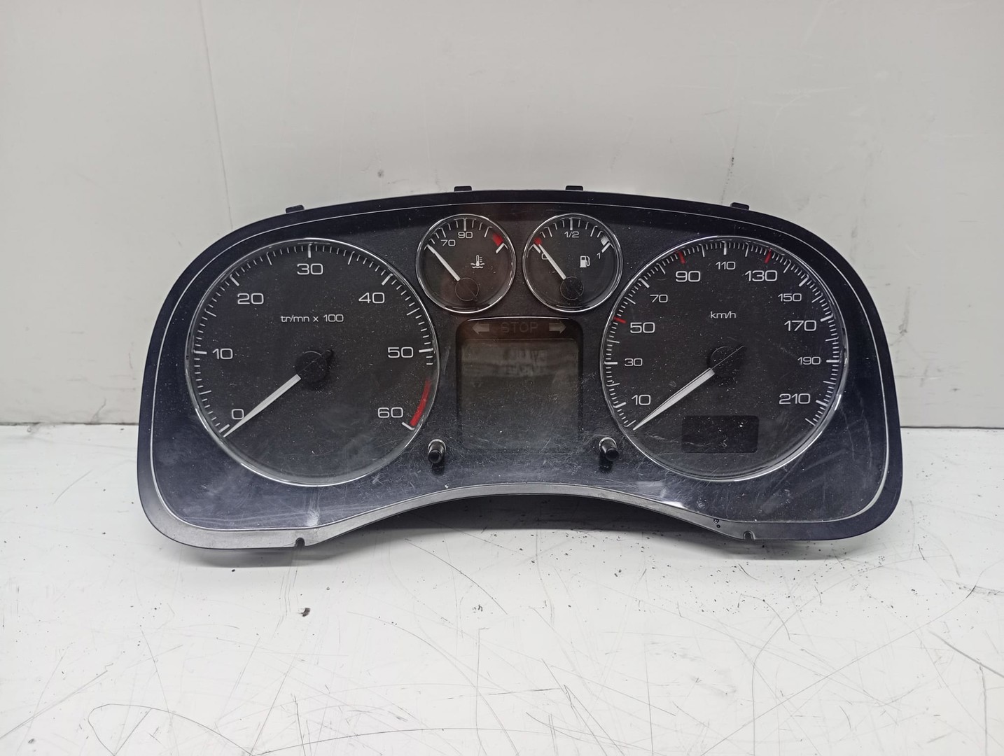 Ceasuri de bord p9654485280 Peugeot 307 1 (facelift) (2005 - 2008)