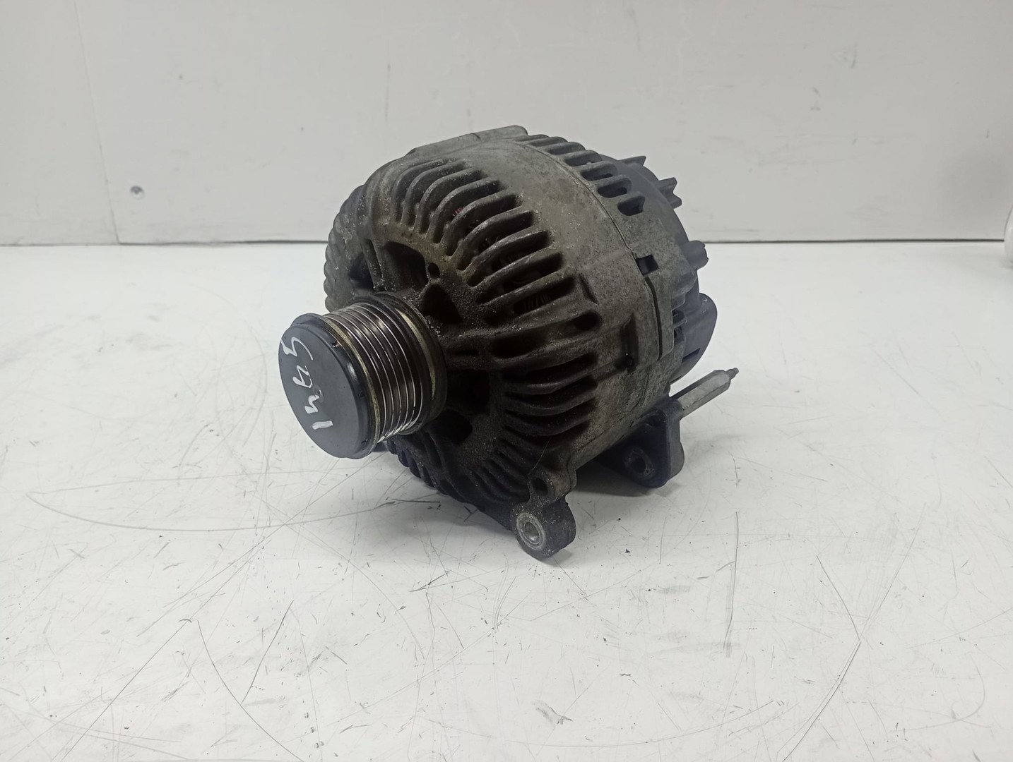 Alternator 021903026l Volkswagen Passat B6 (2005 - 2010)